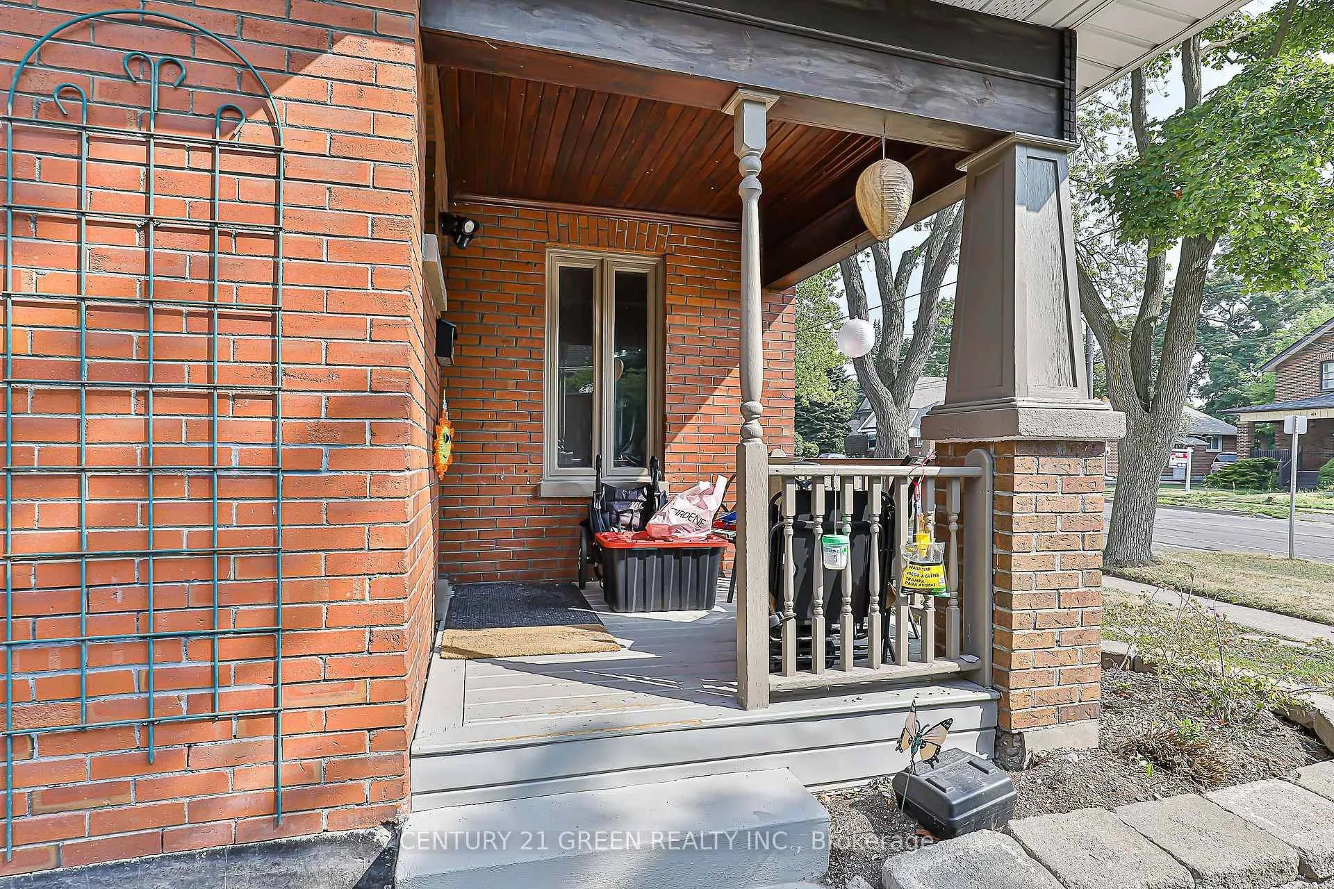Photo 4 of 58 Gibbons Street, Oshawa, McLaughlin — HOMEH
