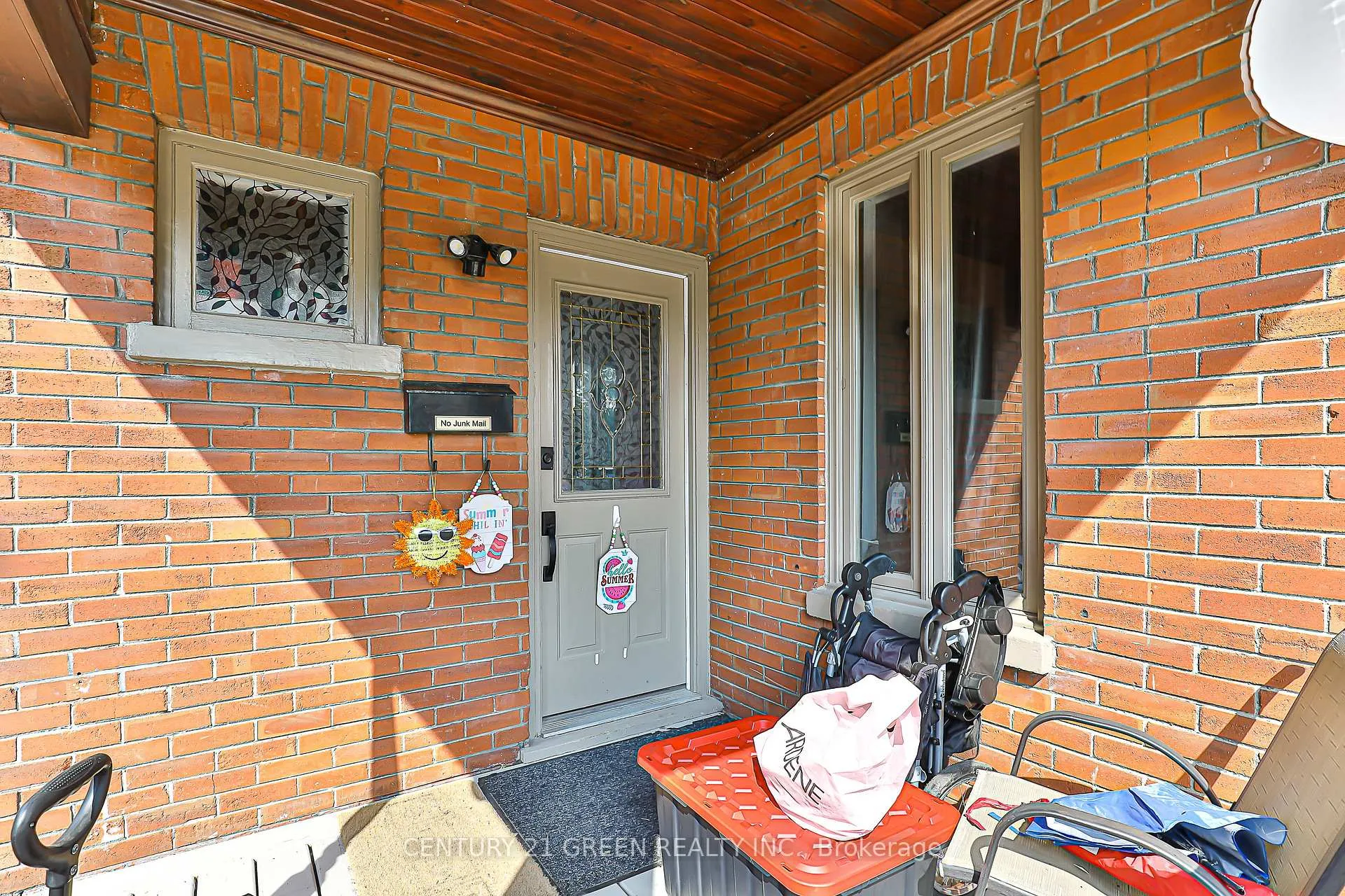 Photo 5 of 58 Gibbons Street, Oshawa, McLaughlin — HOMEH