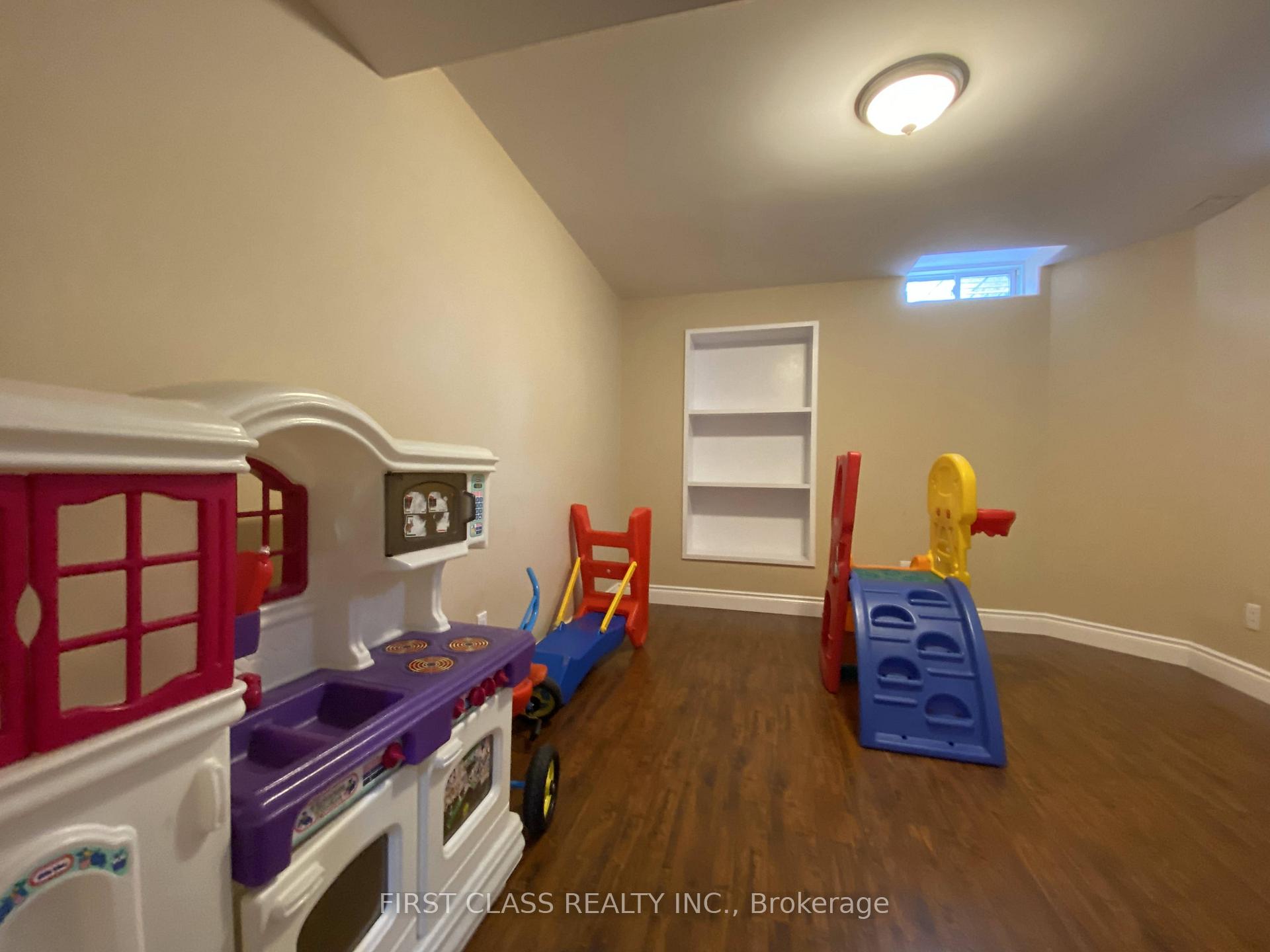 Photo 19 of 108 Snowdon Circle, Markham, Markville — HOMEH