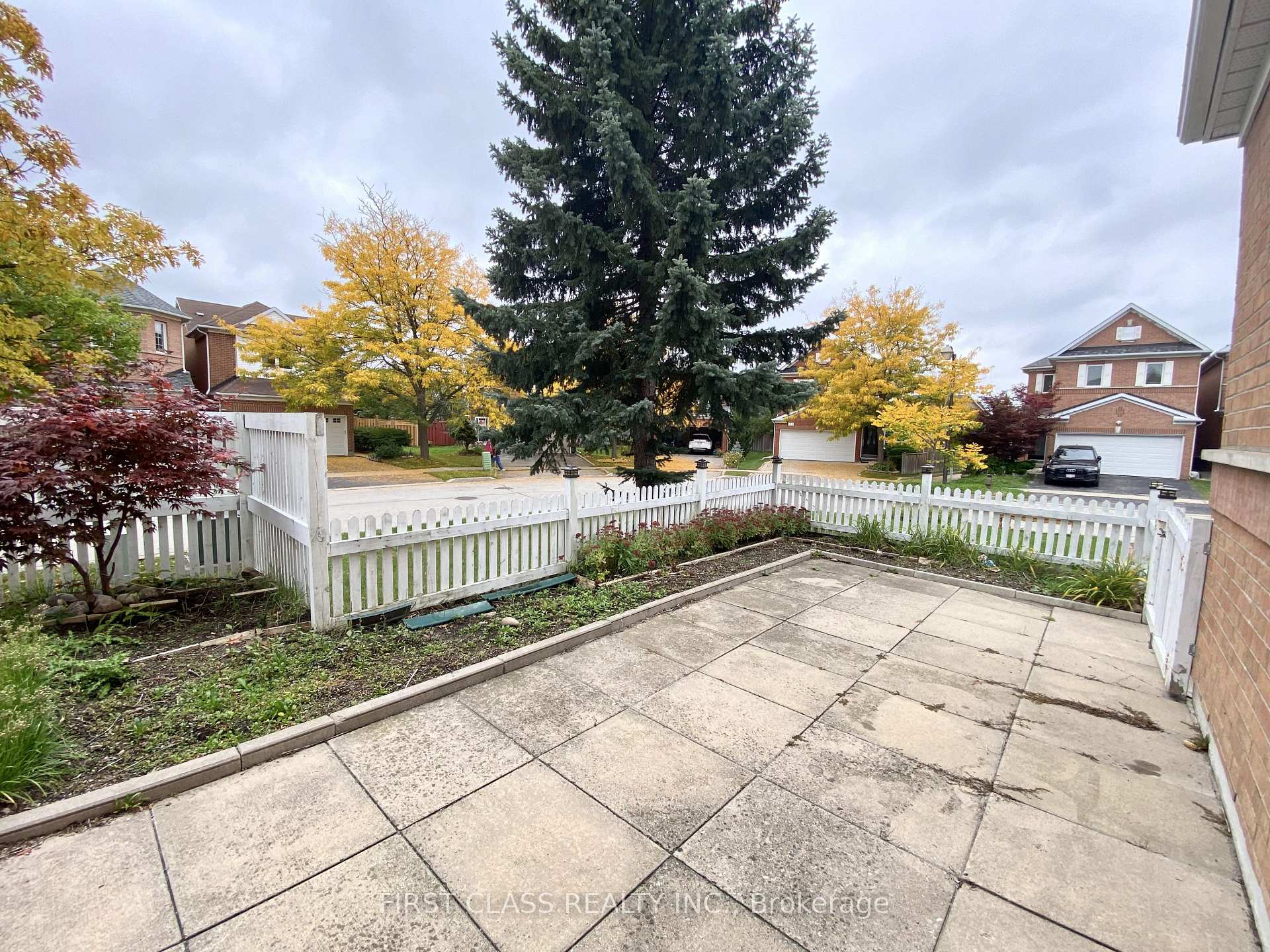 Photo 23 of 108 Snowdon Circle, Markham, Markville — HOMEH