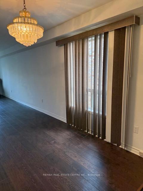 Photo 5 of 4963 Long Acre Drive, Mississauga, Churchill Meadows — HOMEH