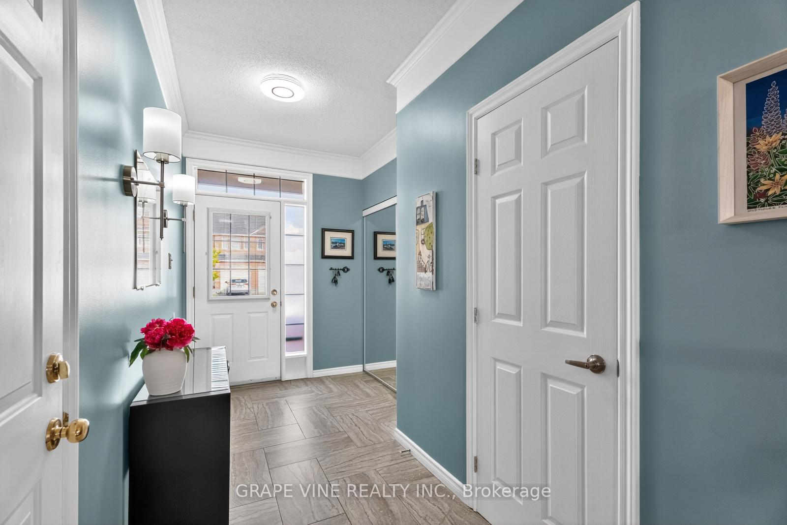 Photo 7 of 1545 Demeter Street, Ottawa, Fallingbrook/Gardenway South — HOMEH