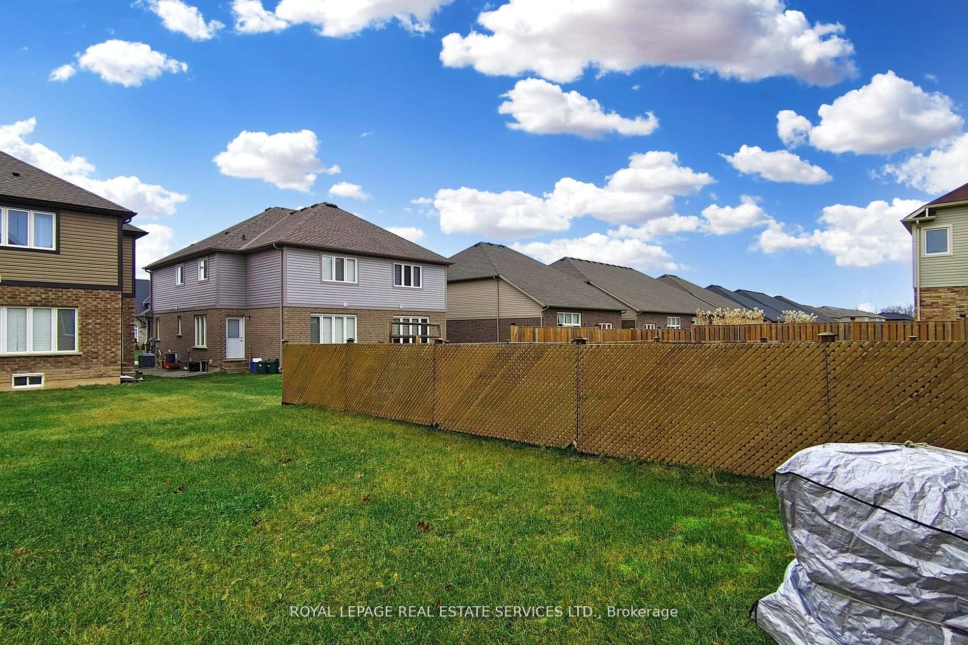 Photo 40 of 9498 Tallgrass Avenue, Niagara Falls, Lyons Creek — HOMEH