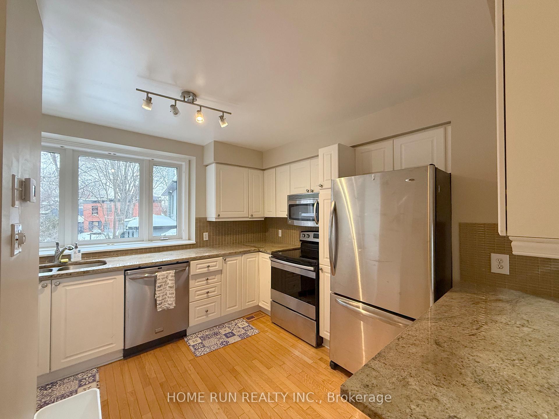 Photo 7 of 12 Cornerstone private, Ottawa, Ottawa Centre/Golden Triangle — HOMEH