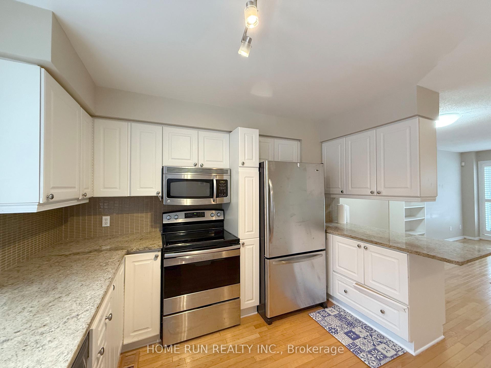 Photo 9 of 12 Cornerstone private, Ottawa, Ottawa Centre/Golden Triangle — HOMEH