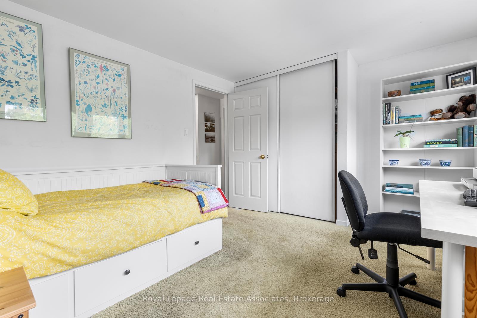 Photo 24 of 4265 Thom Gardens, Mississauga, Erin Mills — HOMEH