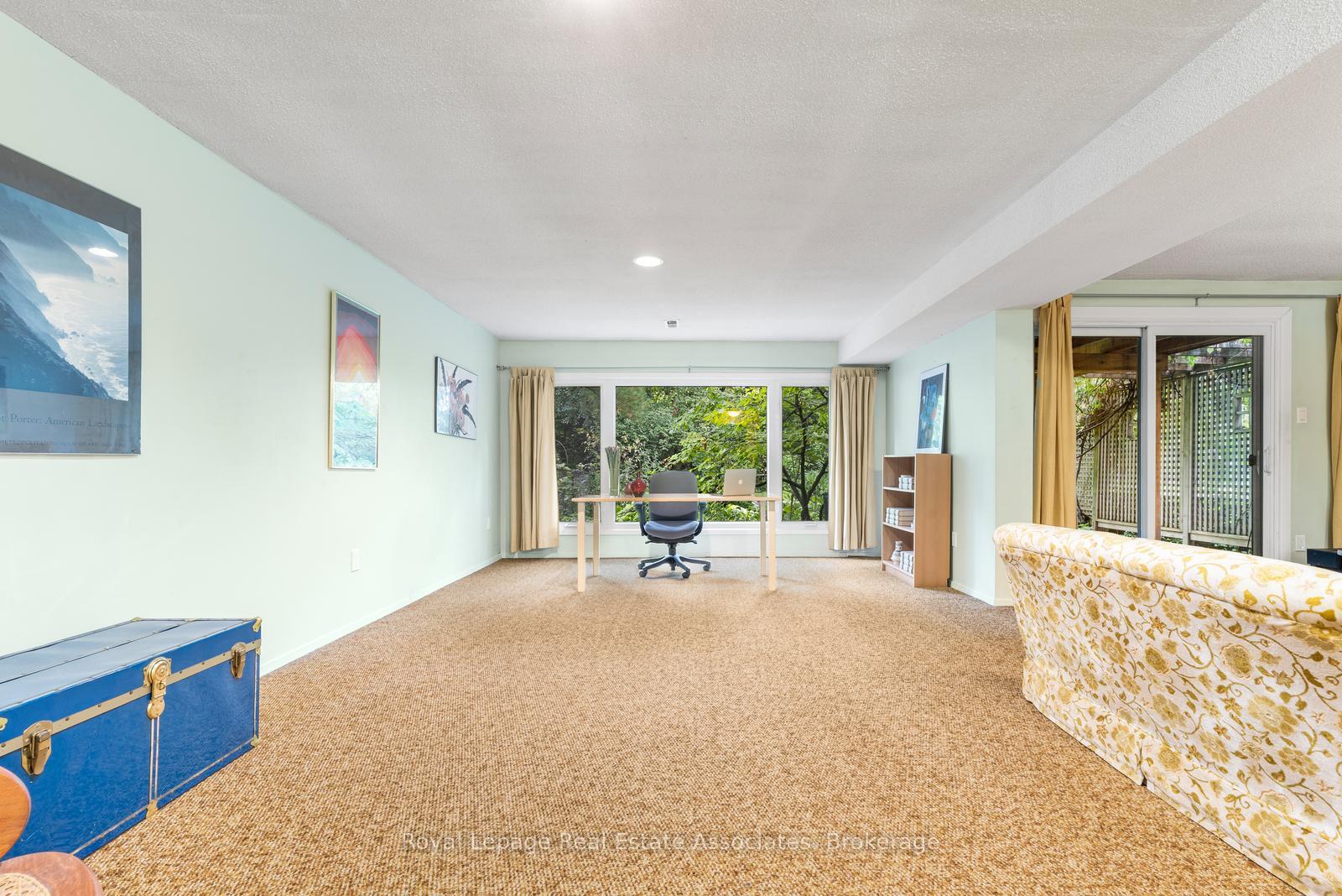 Photo 26 of 4265 Thom Gardens, Mississauga, Erin Mills — HOMEH