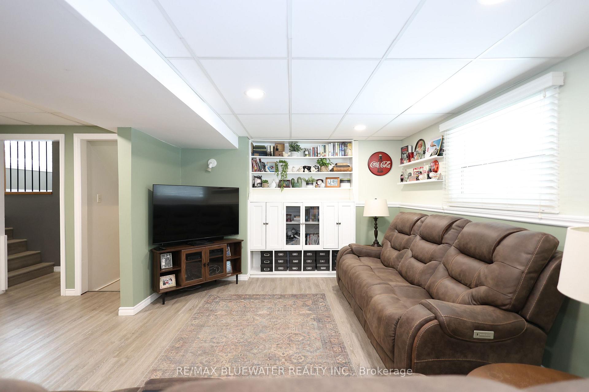 Photo 24 of 258 Victoria Street, North Middlesex, Parkhill — HOMEH