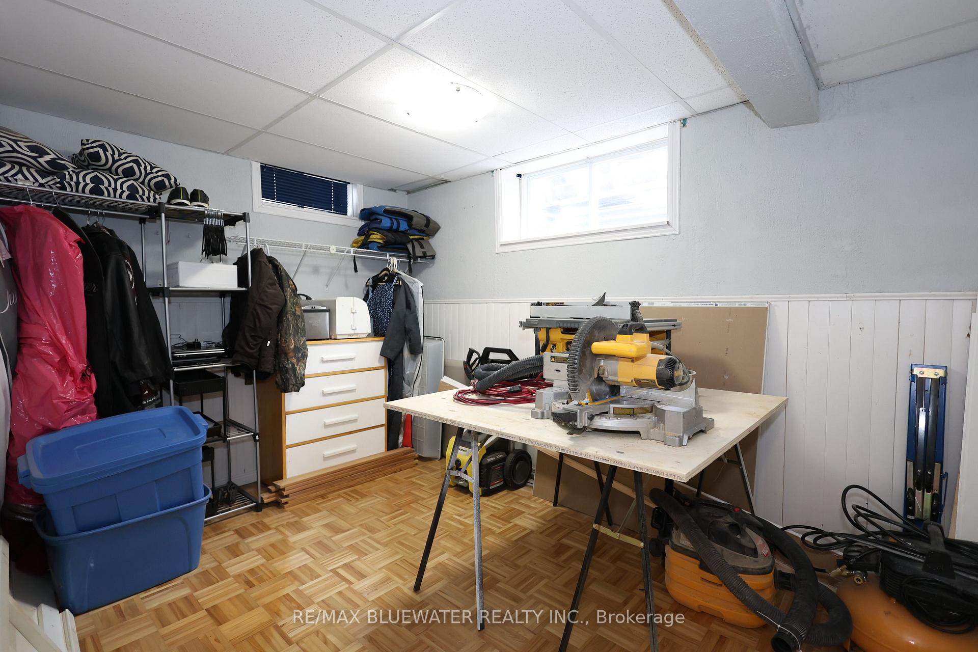 Photo 31 of 258 Victoria Street, North Middlesex, Parkhill — HOMEH