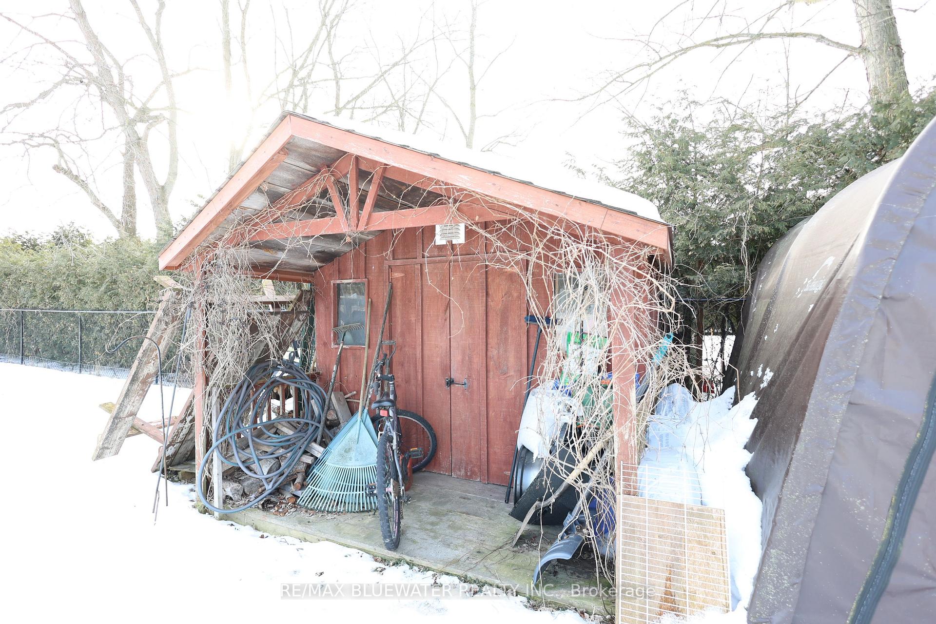 Photo 36 of 258 Victoria Street, North Middlesex, Parkhill — HOMEH