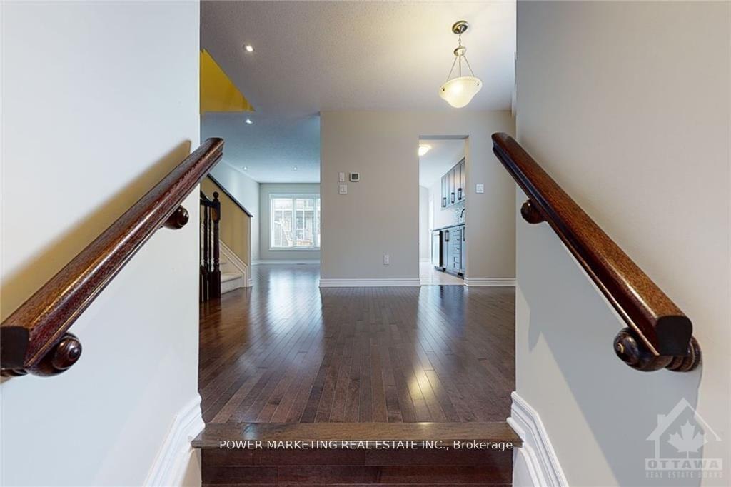 Photo 3 of 154 Lerta Way, Ottawa, Avalon West — HOMEH