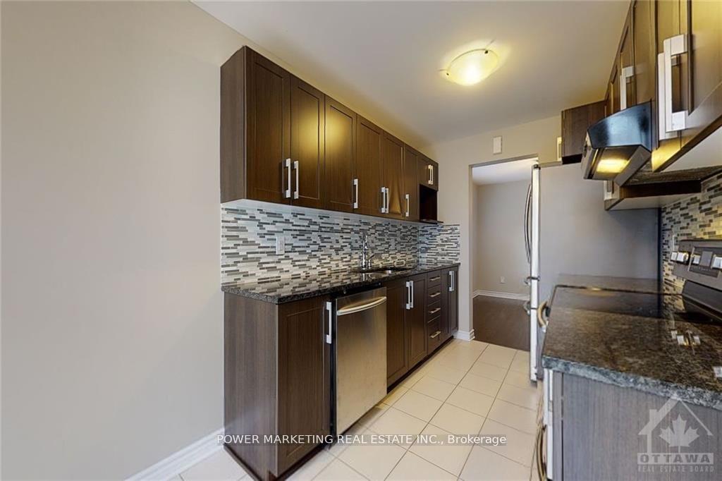 Photo 10 of 154 Lerta Way, Ottawa, Avalon West — HOMEH