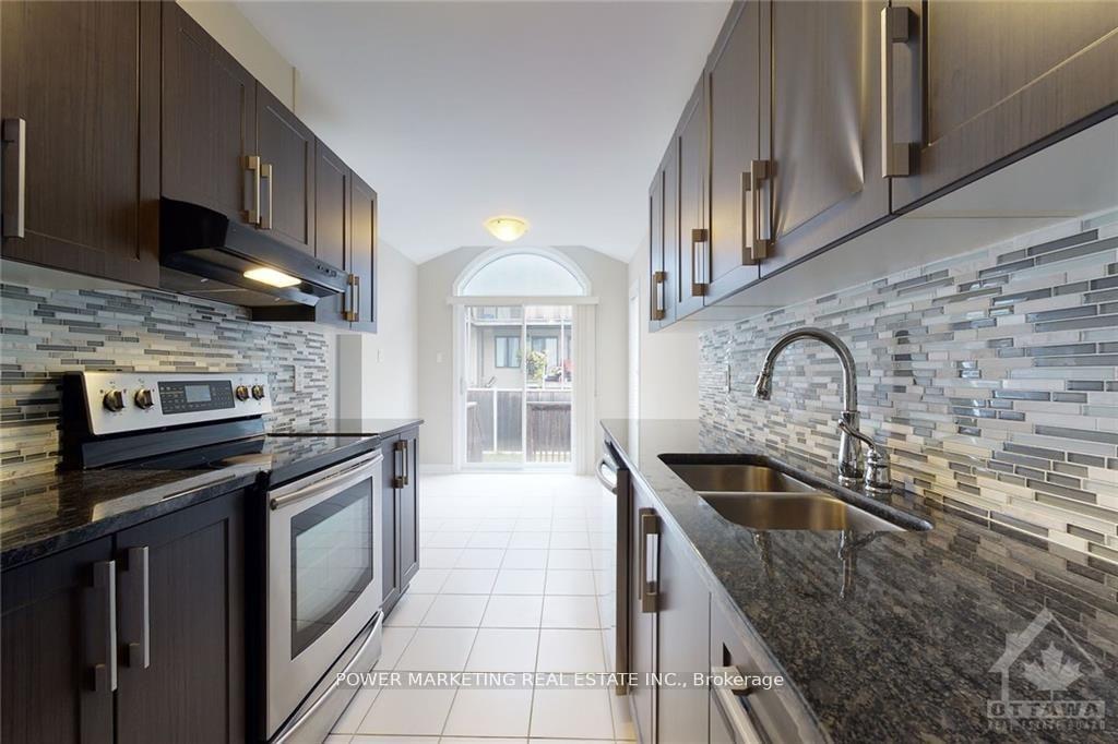 Photo 11 of 154 Lerta Way, Ottawa, Avalon West — HOMEH