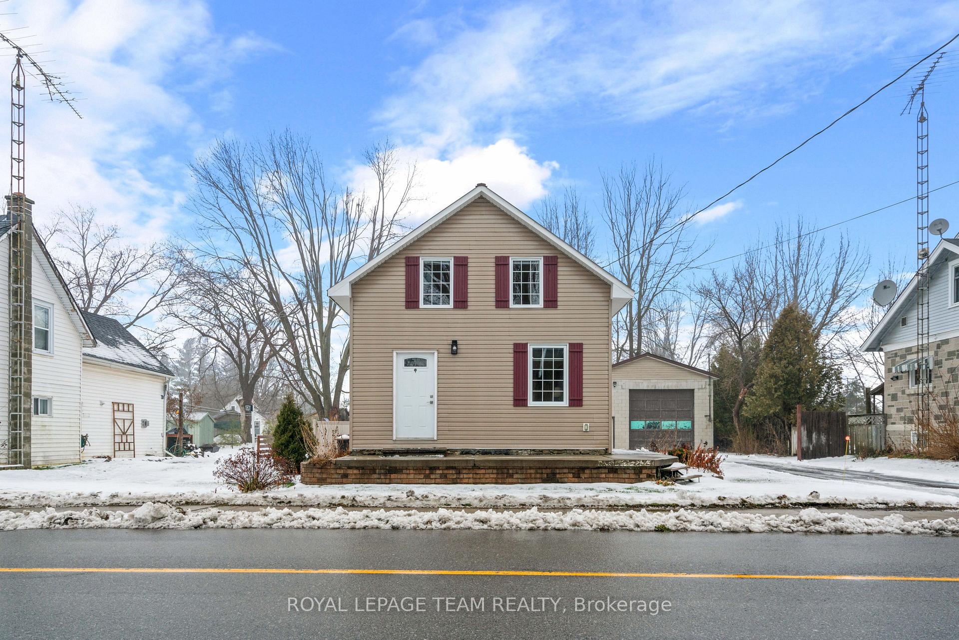 Photo 1 of 10631 Main Street, North Dundas, North Dundas (Mountain) Twp — HOMEH