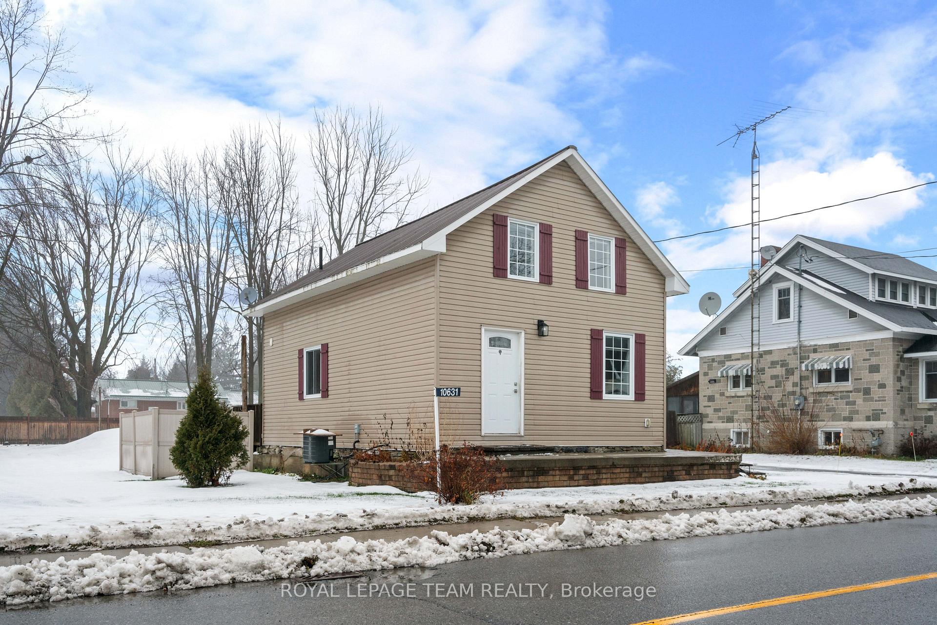 Photo 3 of 10631 Main Street, North Dundas, North Dundas (Mountain) Twp — HOMEH