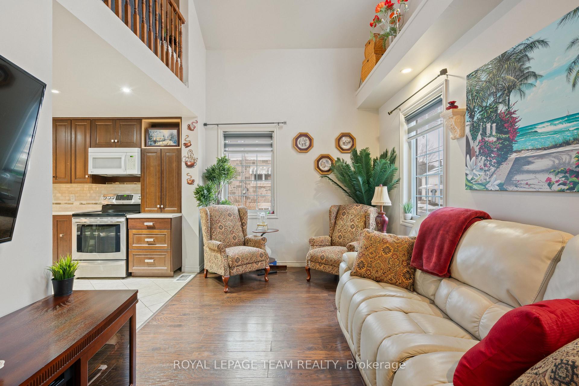 Photo 23 of 10631 Main Street, North Dundas, North Dundas (Mountain) Twp — HOMEH