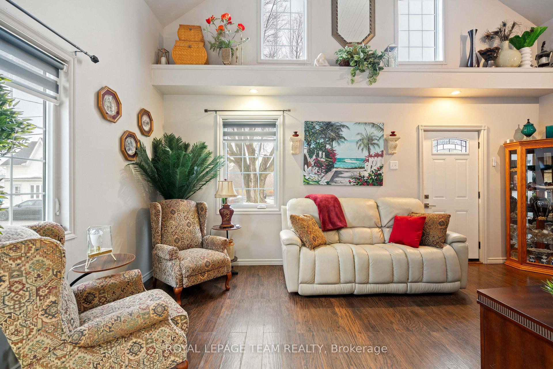 Photo 24 of 10631 Main Street, North Dundas, North Dundas (Mountain) Twp — HOMEH