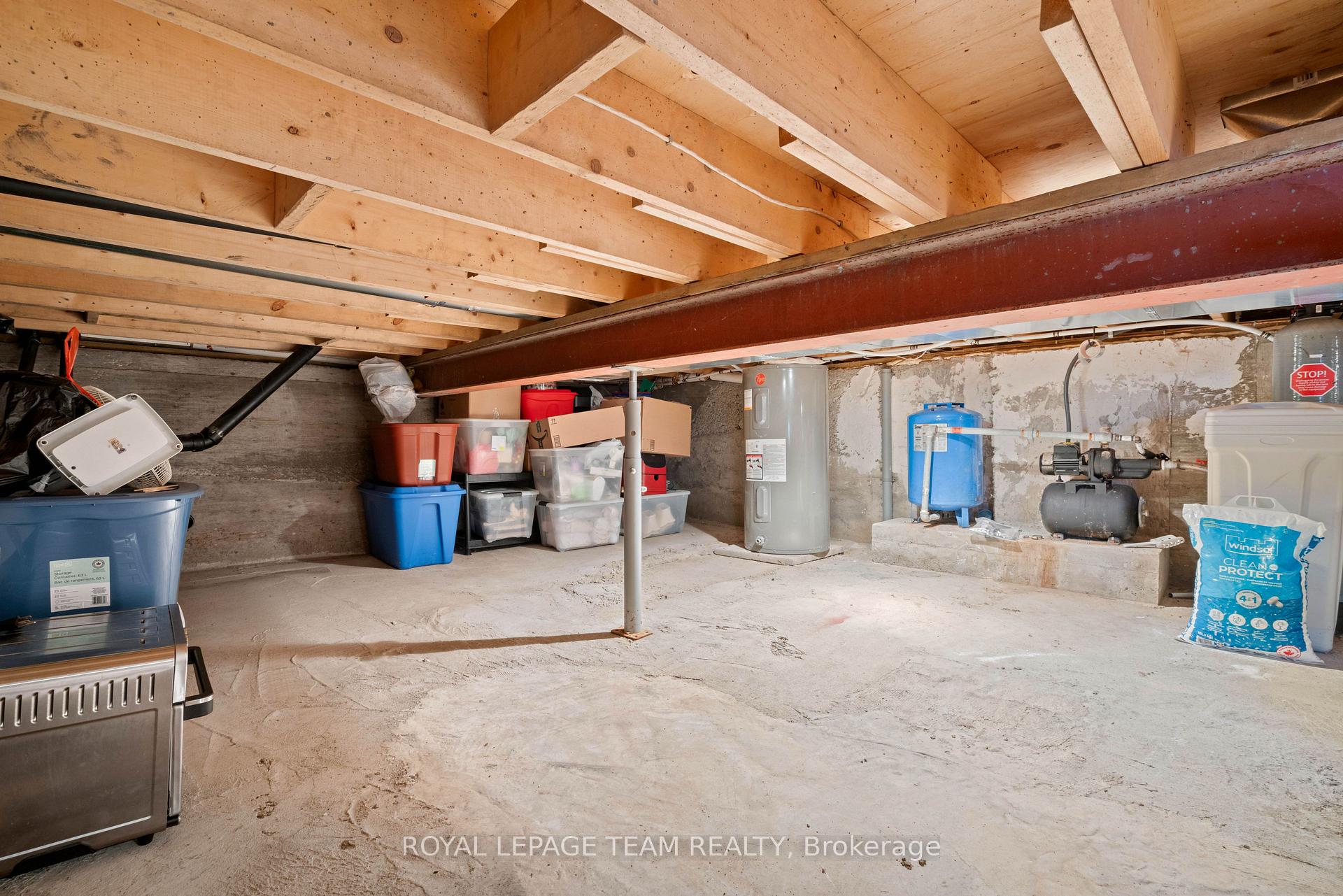 Photo 31 of 10631 Main Street, North Dundas, North Dundas (Mountain) Twp — HOMEH