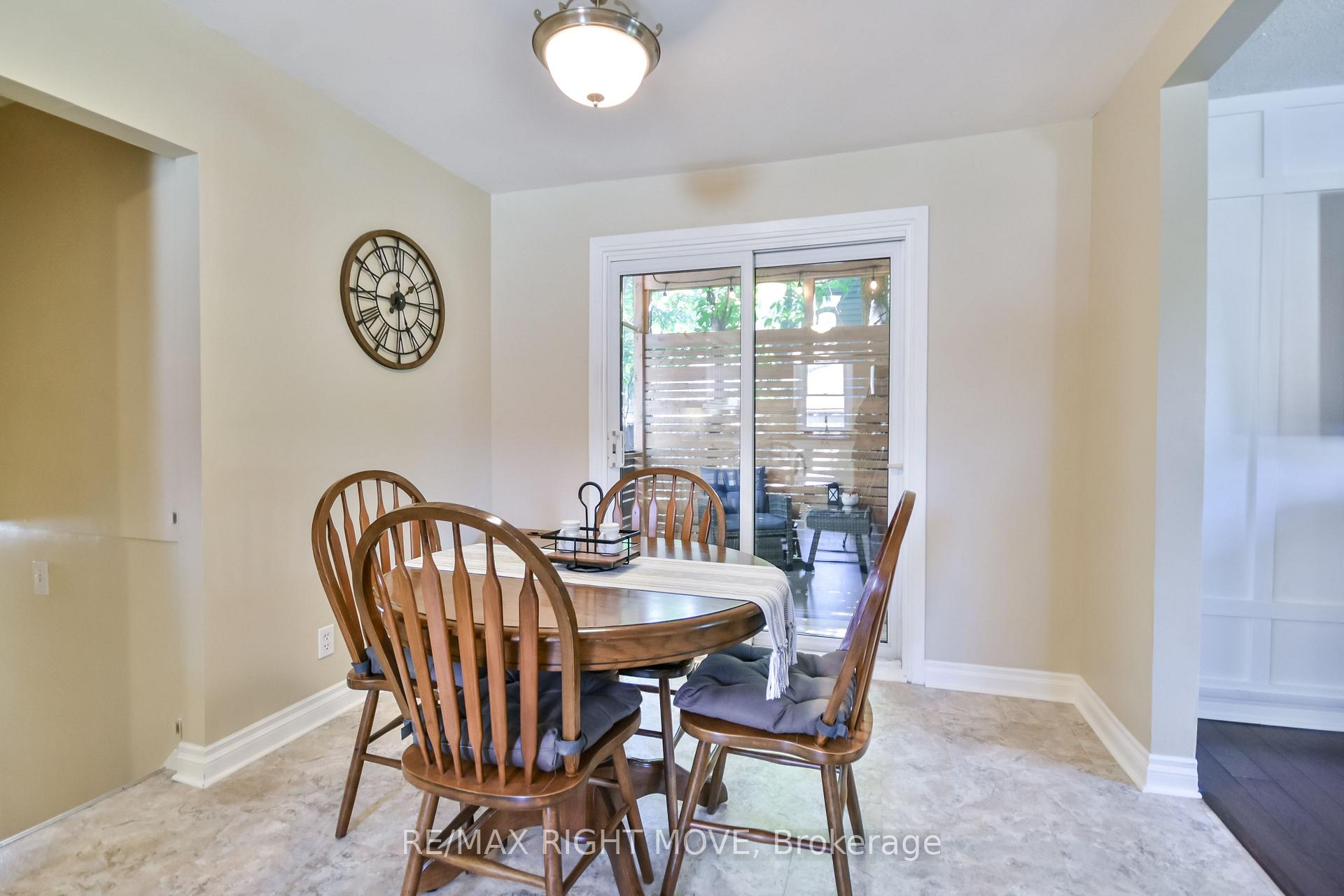 Photo 5 of 369 Homewood Avenue, Orillia — HOMEH