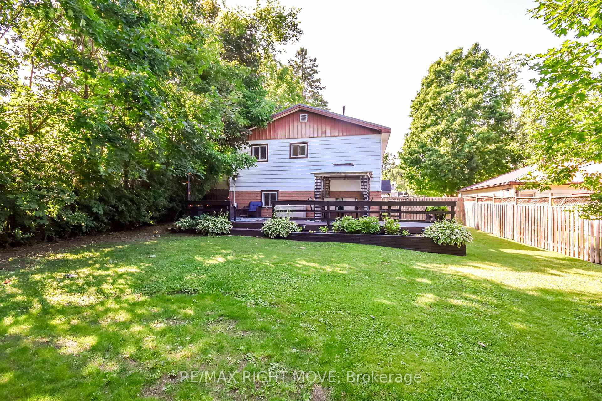 Photo 39 of 369 Homewood Avenue, Orillia — HOMEH