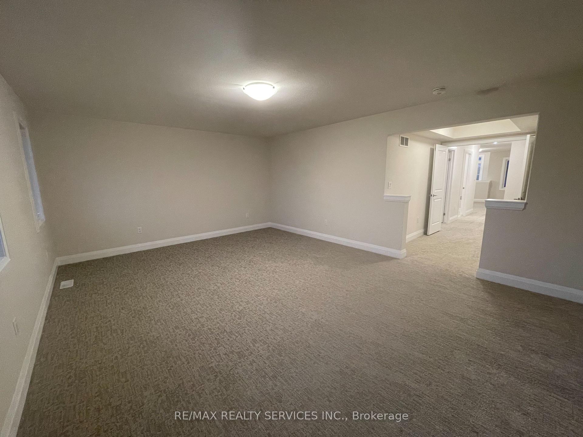 Photo 19 of 31 Samuel Avenue, Pelham, Fonthill — HOMEH