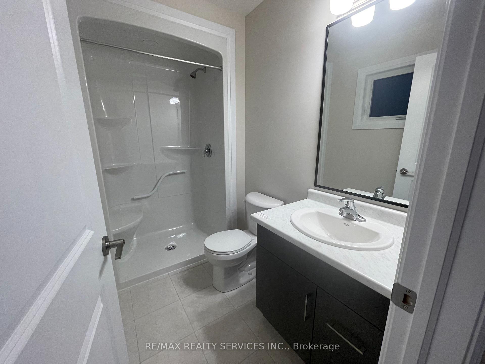 Photo 21 of 31 Samuel Avenue, Pelham, Fonthill — HOMEH