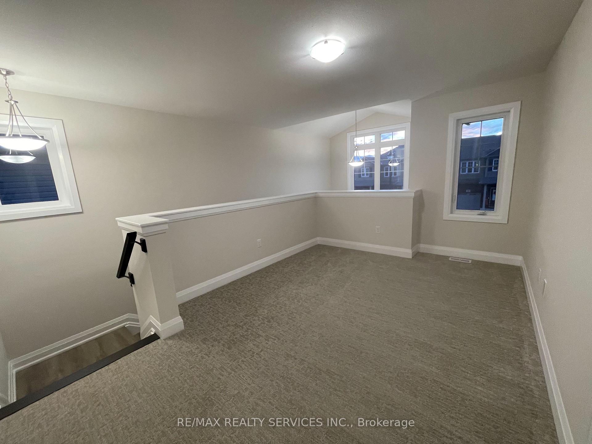 Photo 26 of 31 Samuel Avenue, Pelham, Fonthill — HOMEH