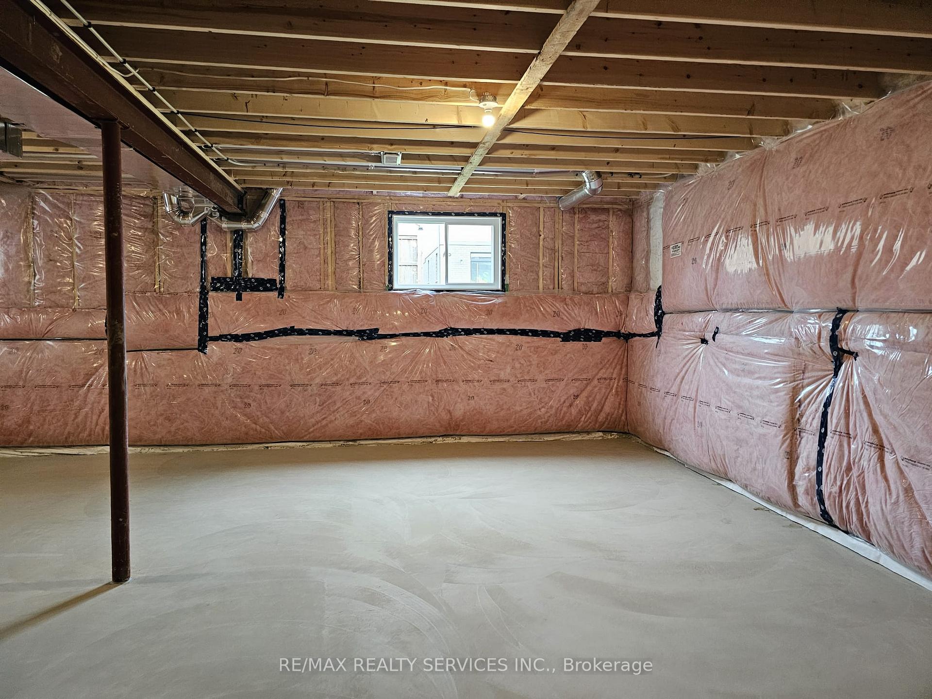 Photo 30 of 31 Samuel Avenue, Pelham, Fonthill — HOMEH