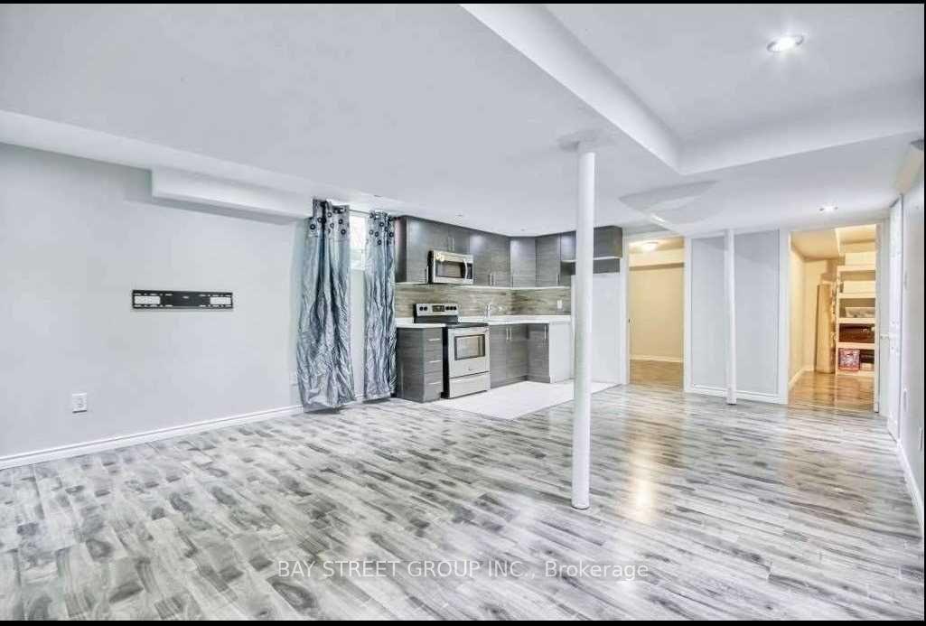 Photo 5 of Unit Bsmt, 46 Sandham Crescent, Markham, Middlefield — HOMEH