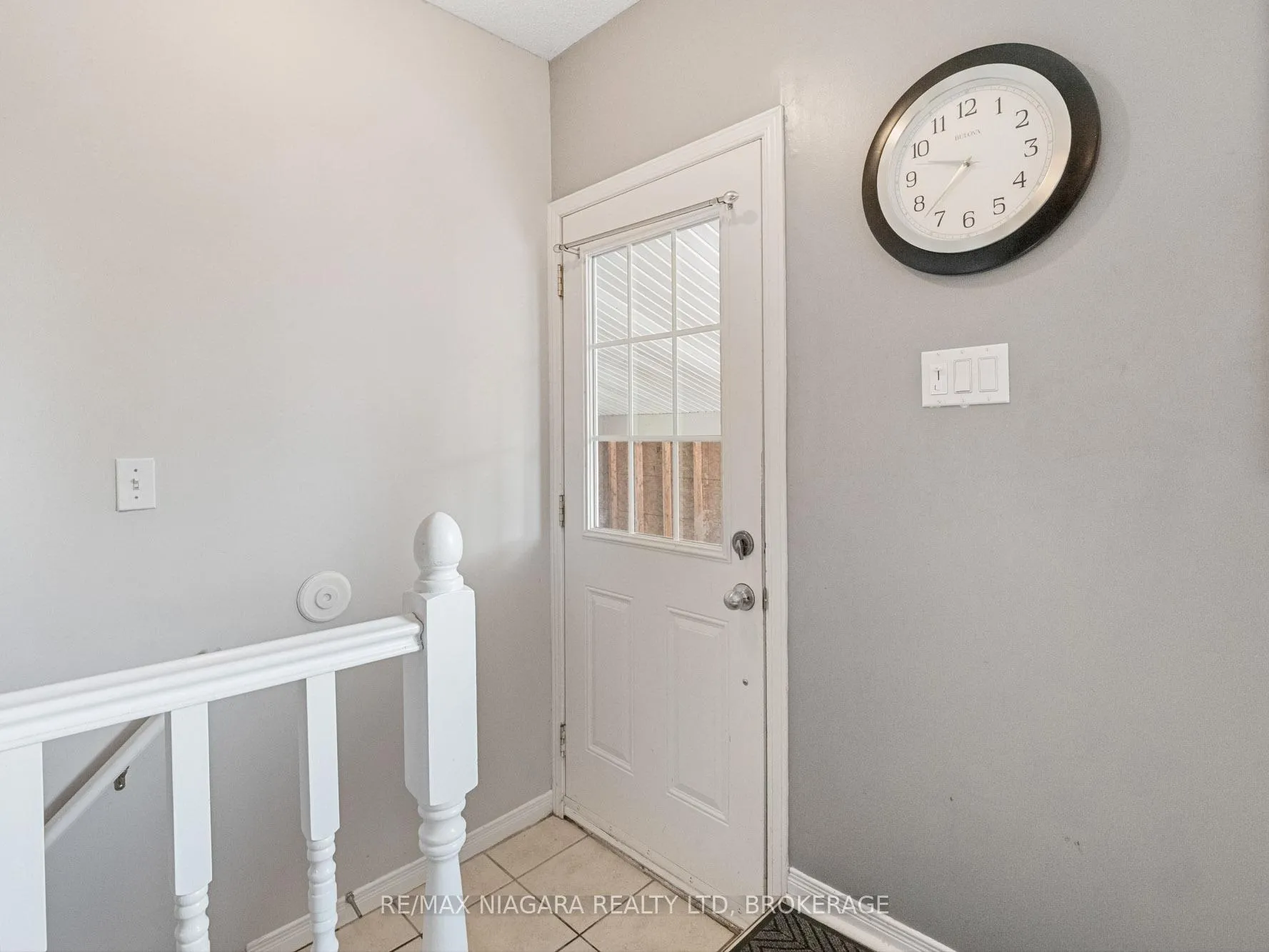 Photo 16 of 8071 Paddock Trail Drive, Niagara Falls, Ascot — HOMEH