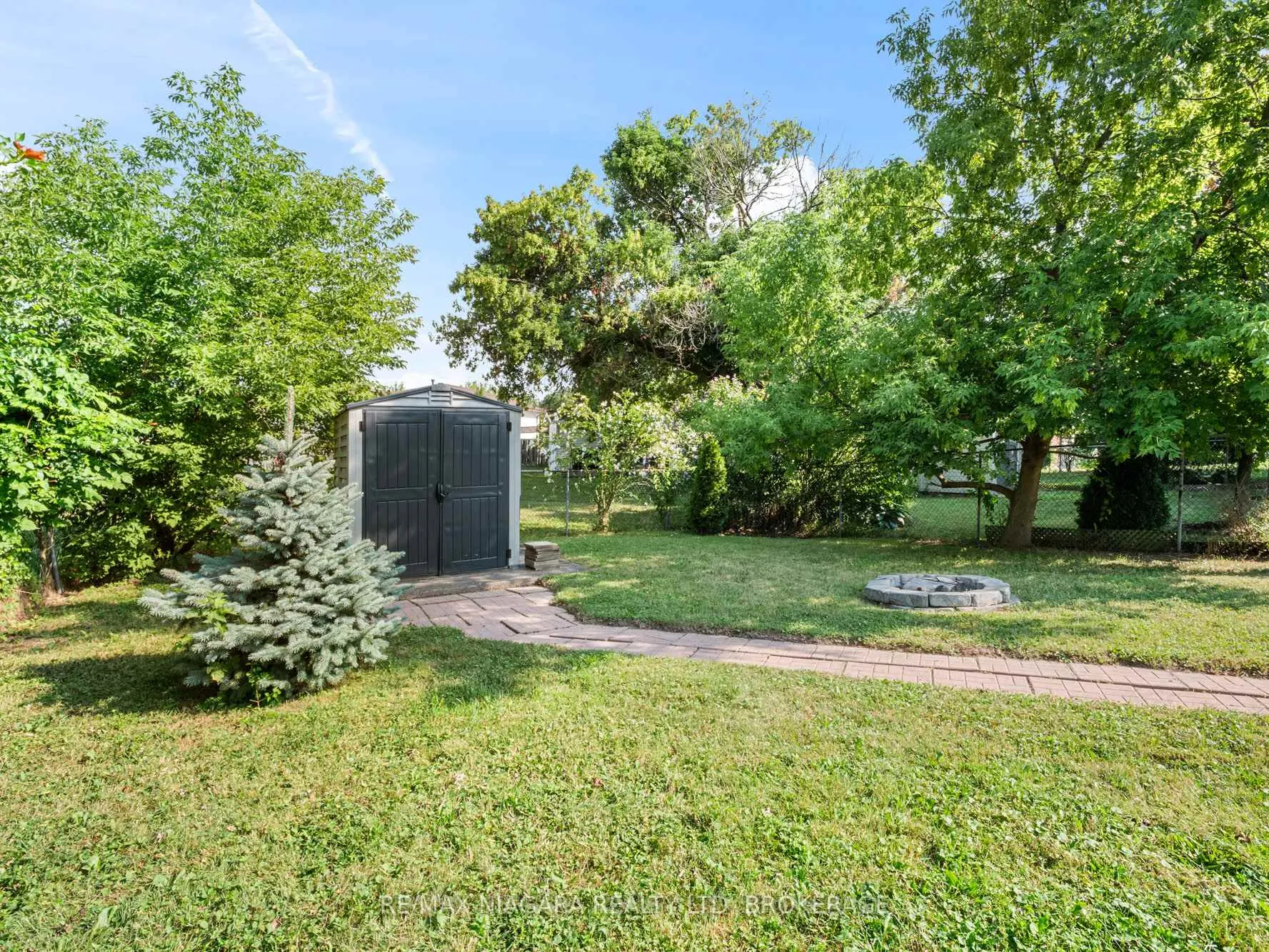 Photo 28 of 8071 Paddock Trail Drive, Niagara Falls, Ascot — HOMEH