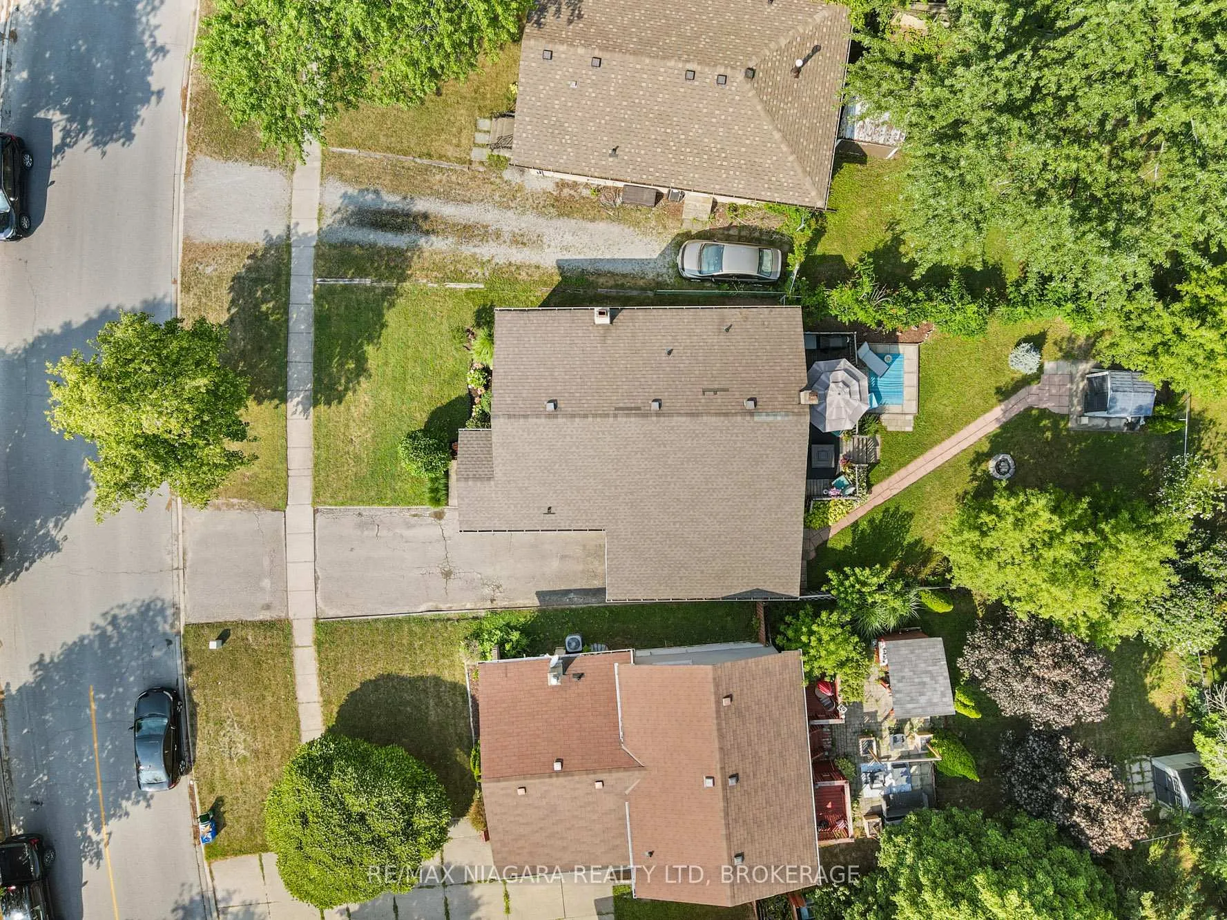 Photo 32 of 8071 Paddock Trail Drive, Niagara Falls, Ascot — HOMEH