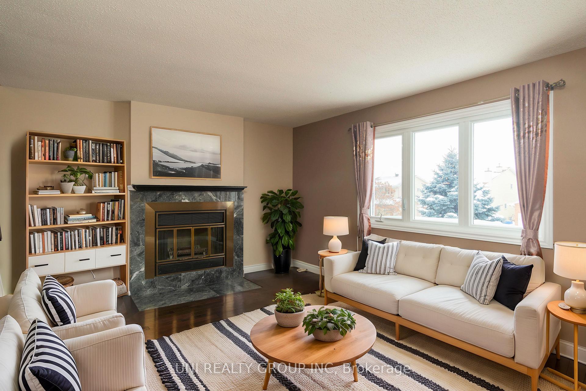 Photo 29 of 2067 Legrand Crescent, Ottawa, Queenswood Heights South — HOMEH