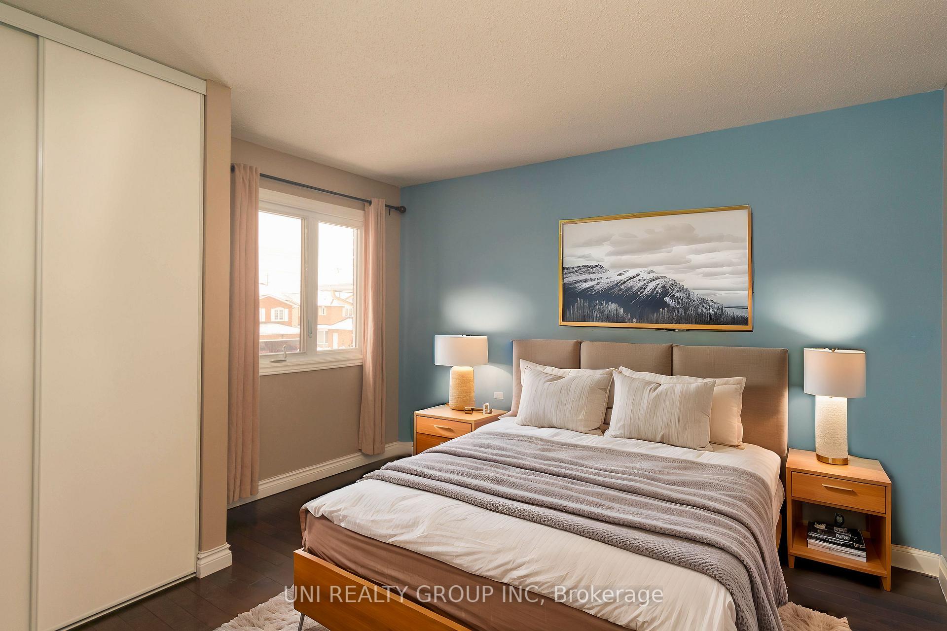 Photo 32 of 2067 Legrand Crescent, Ottawa, Queenswood Heights South — HOMEH