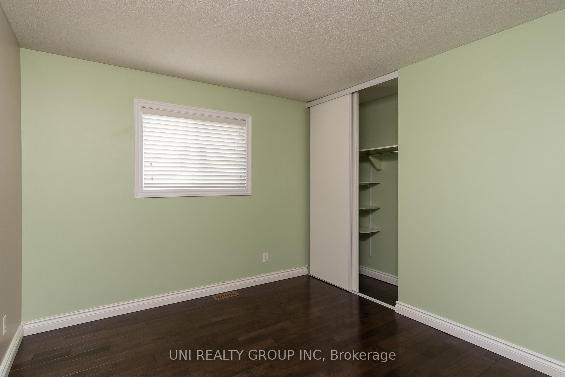 Photo 35 of 2067 Legrand Crescent, Ottawa, Queenswood Heights South — HOMEH