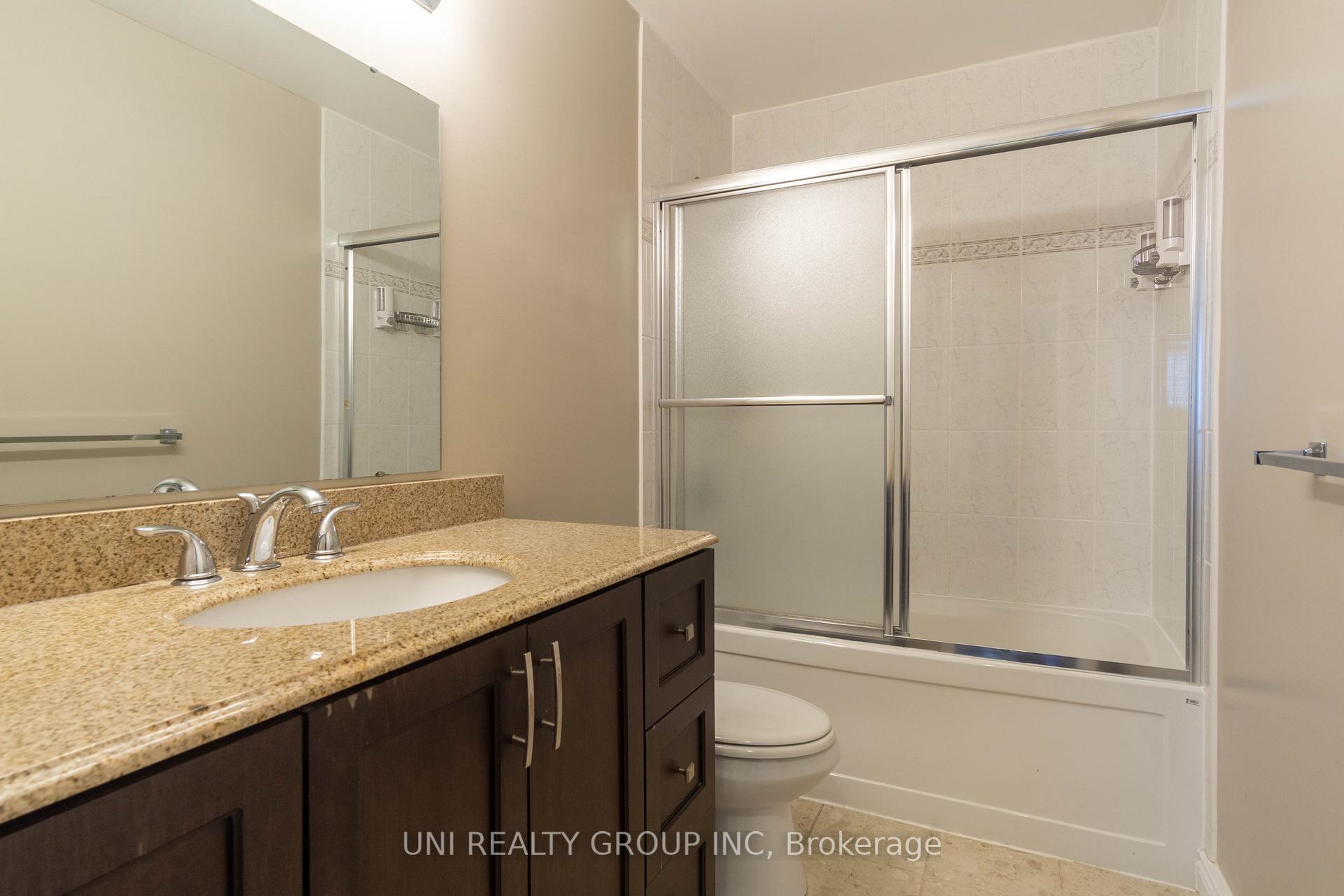 Photo 37 of 2067 Legrand Crescent, Ottawa, Queenswood Heights South — HOMEH