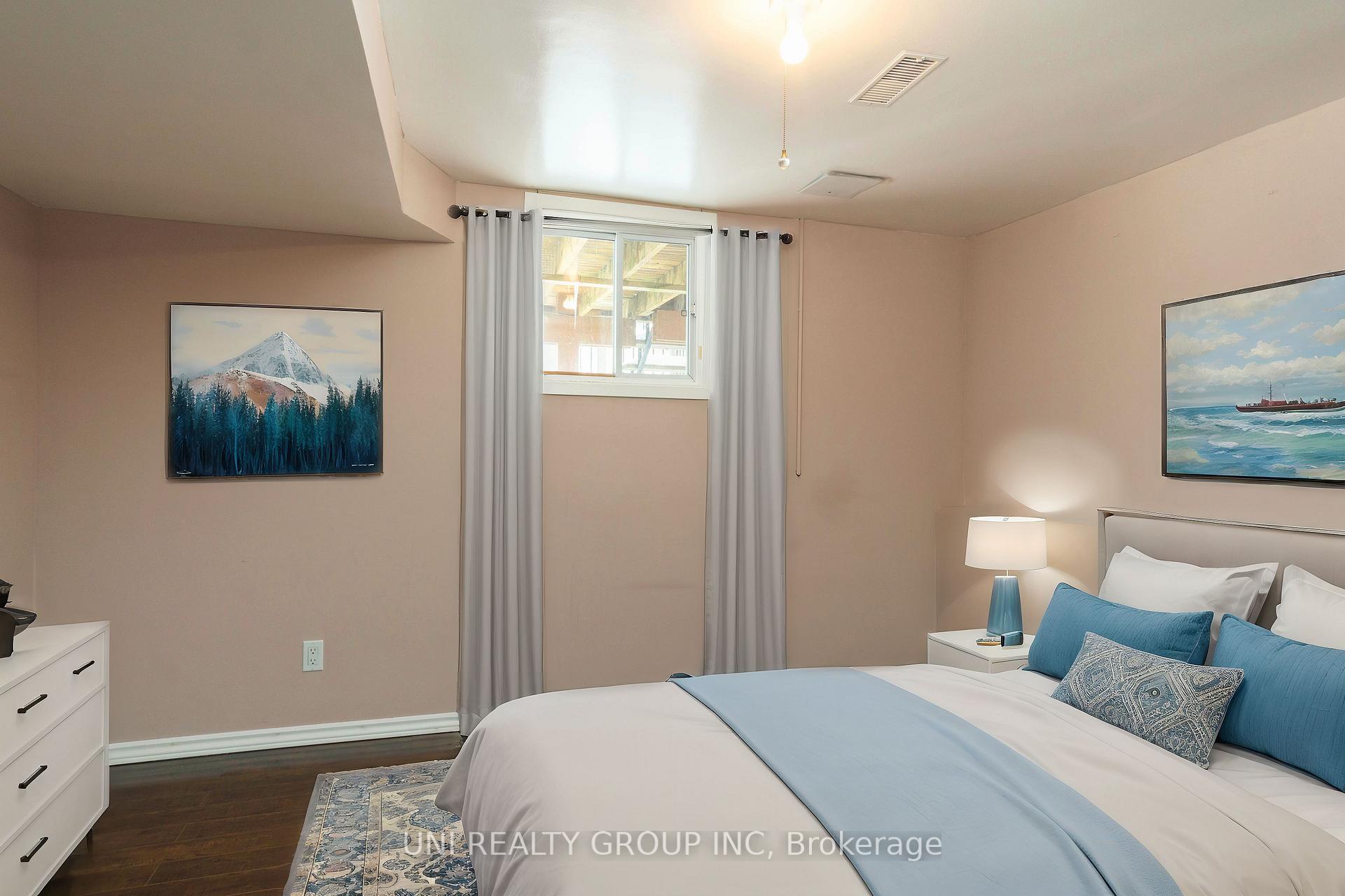 Photo 46 of 2067 Legrand Crescent, Ottawa, Queenswood Heights South — HOMEH