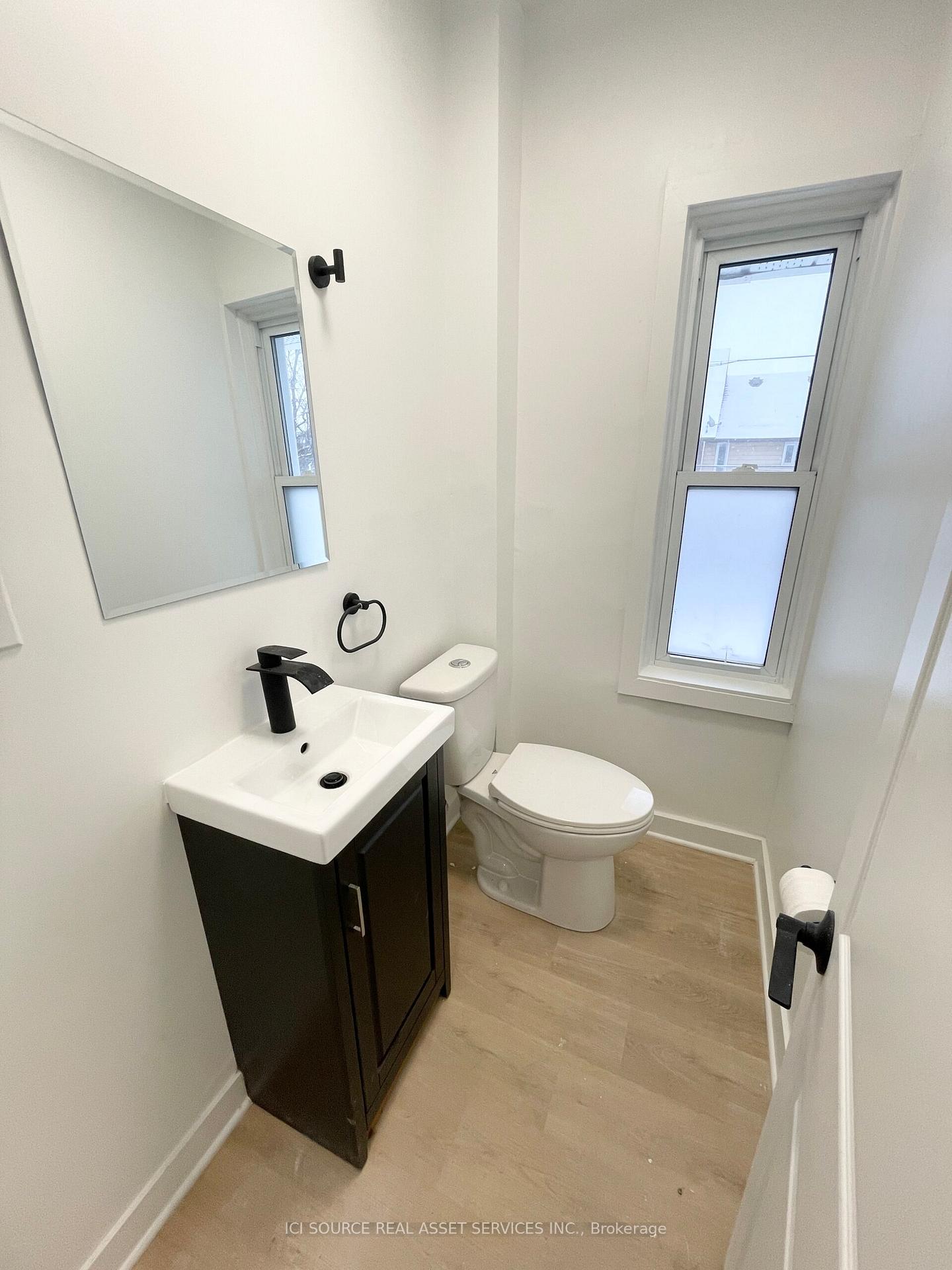 Photo 12 of Unit Upper, 552 Bay Street, Ottawa, Ottawa Centre — HOMEH