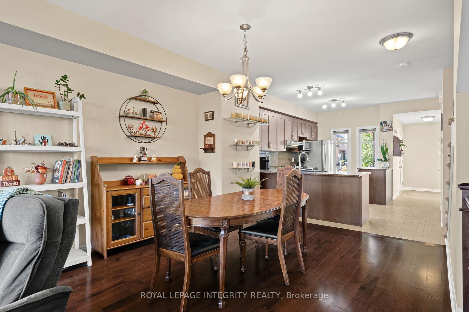 Photo 12 of 17 Aveia Private, Ottawa, Springridge/East Village — HOMEH