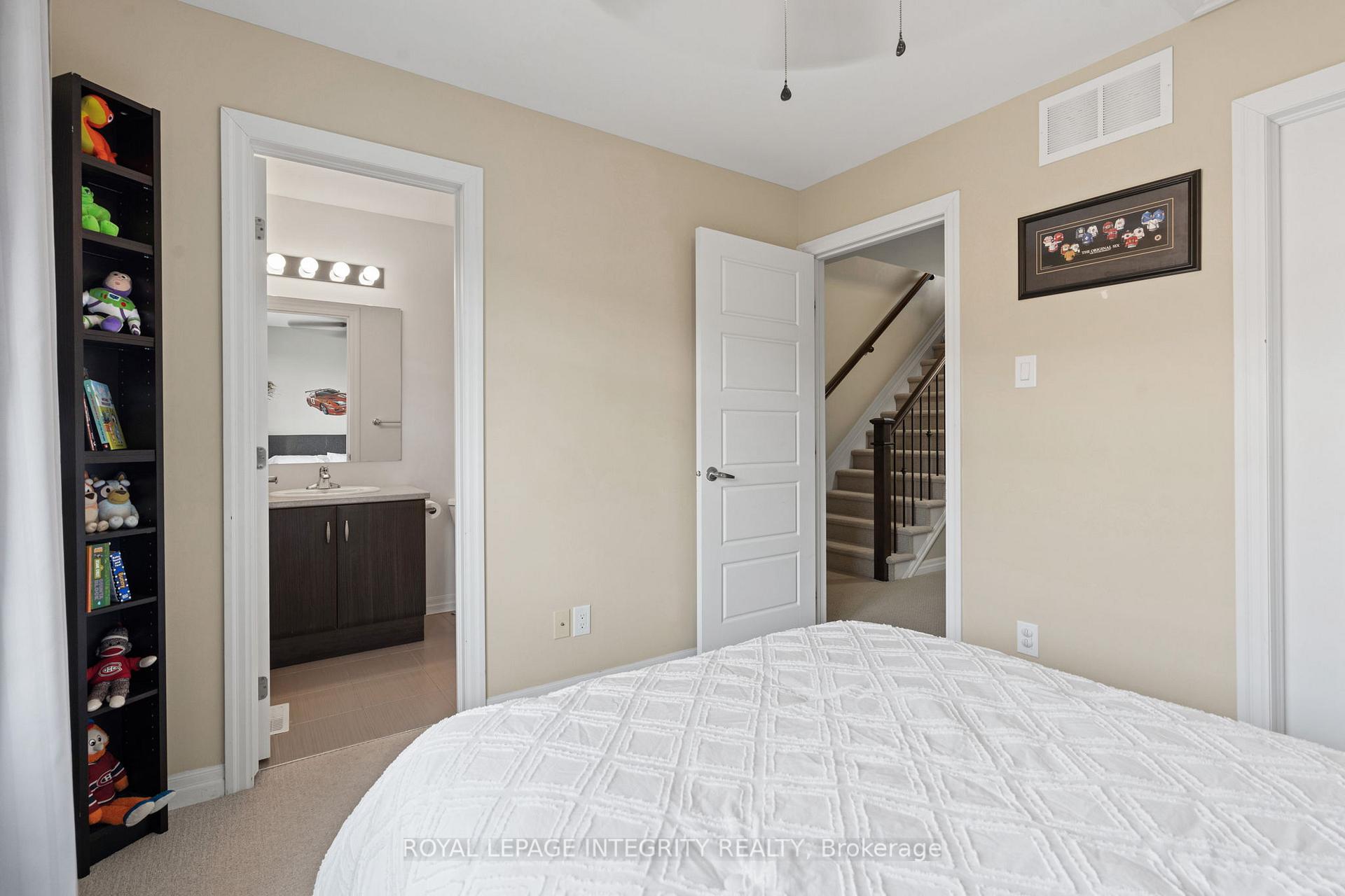 Photo 24 of 17 Aveia Private, Ottawa, Springridge/East Village — HOMEH