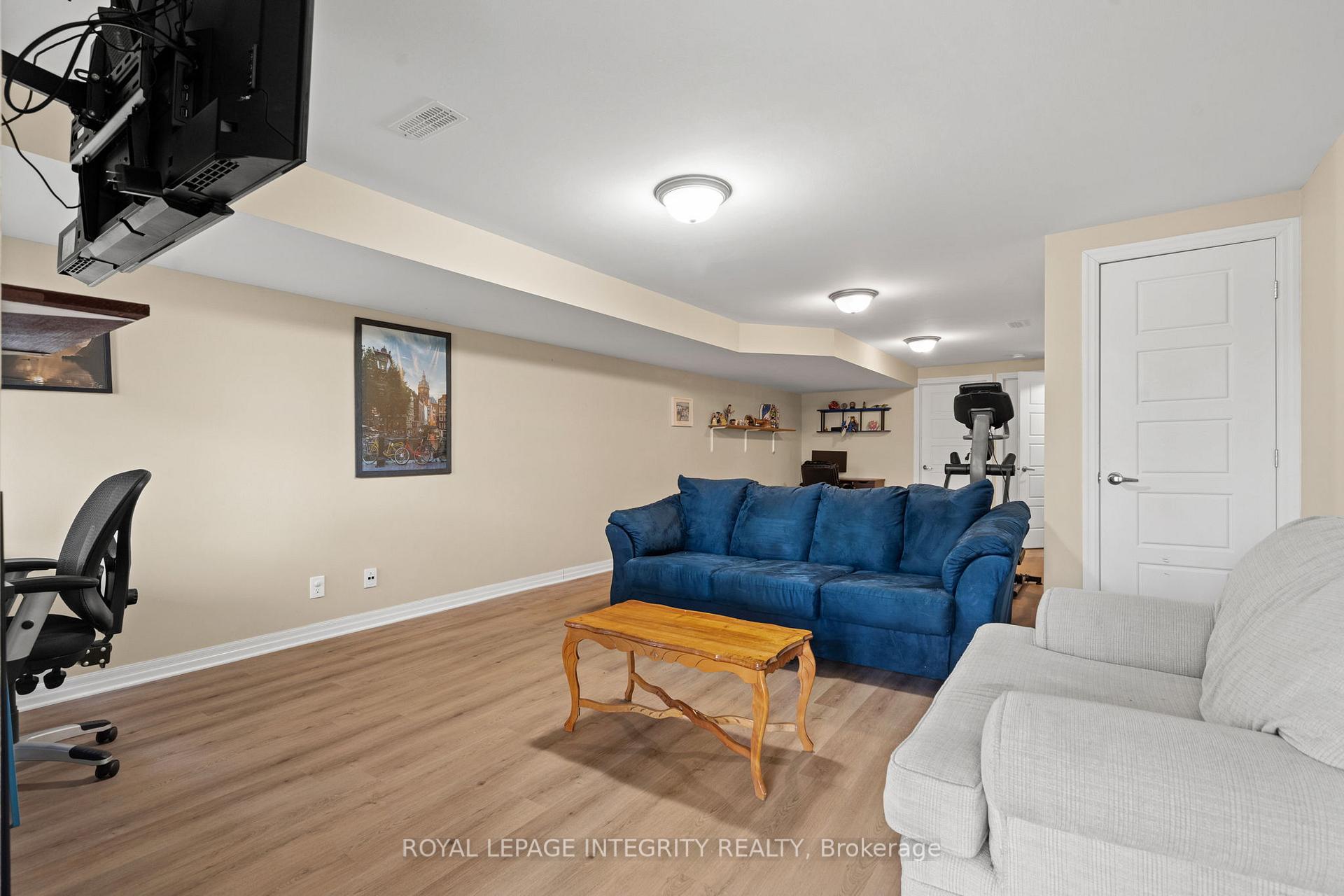 Photo 33 of 17 Aveia Private, Ottawa, Springridge/East Village — HOMEH