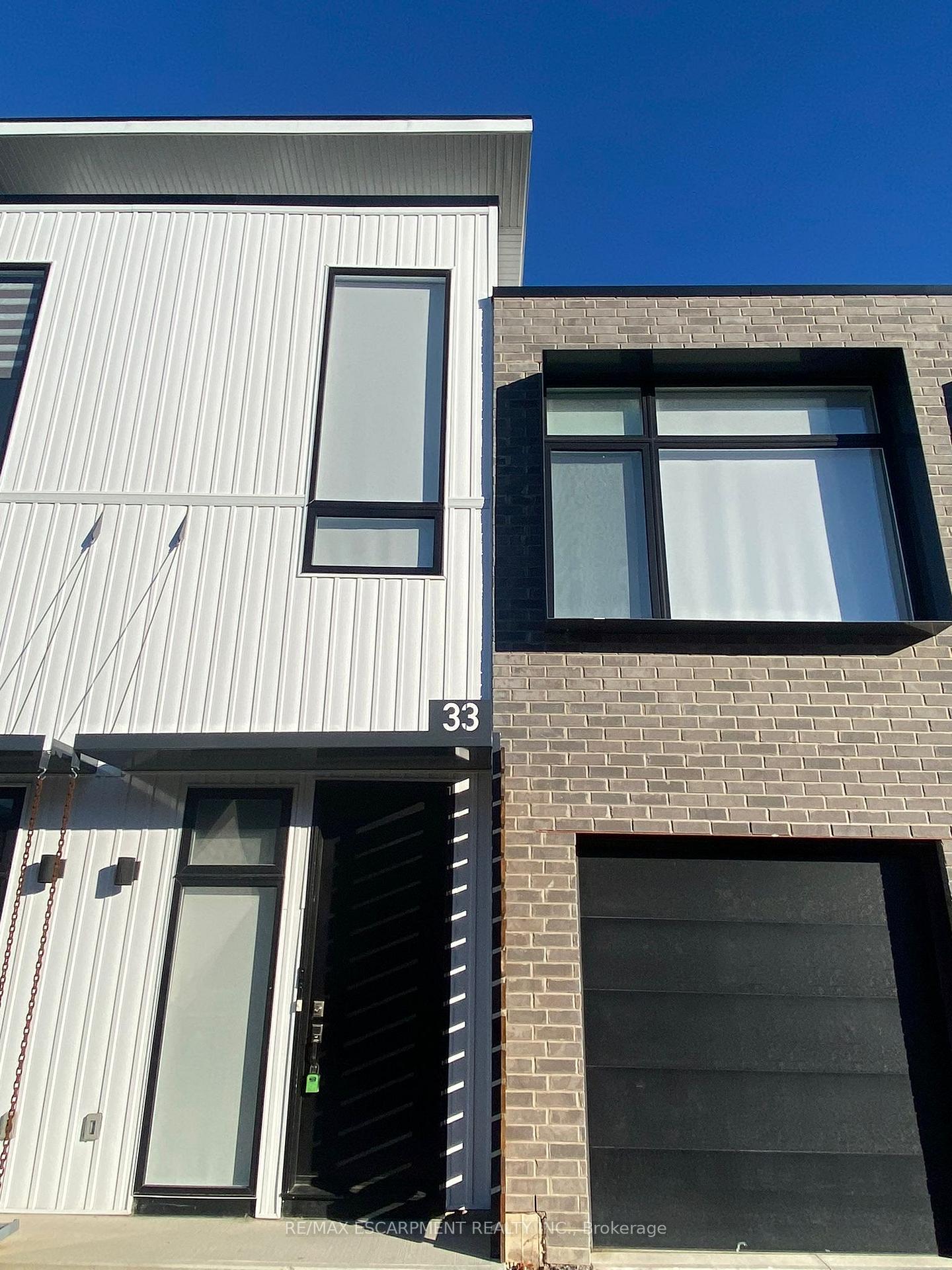 Front of 33 Summersides Mews