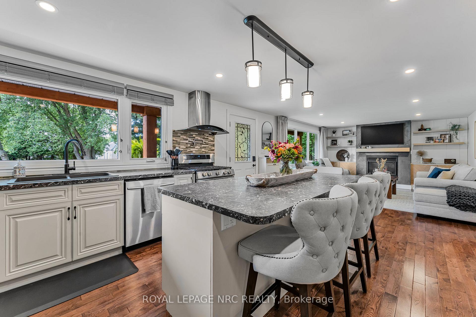 Photo 7 of 146 Merritt Road, Pelham, Fonthill — HOMEH