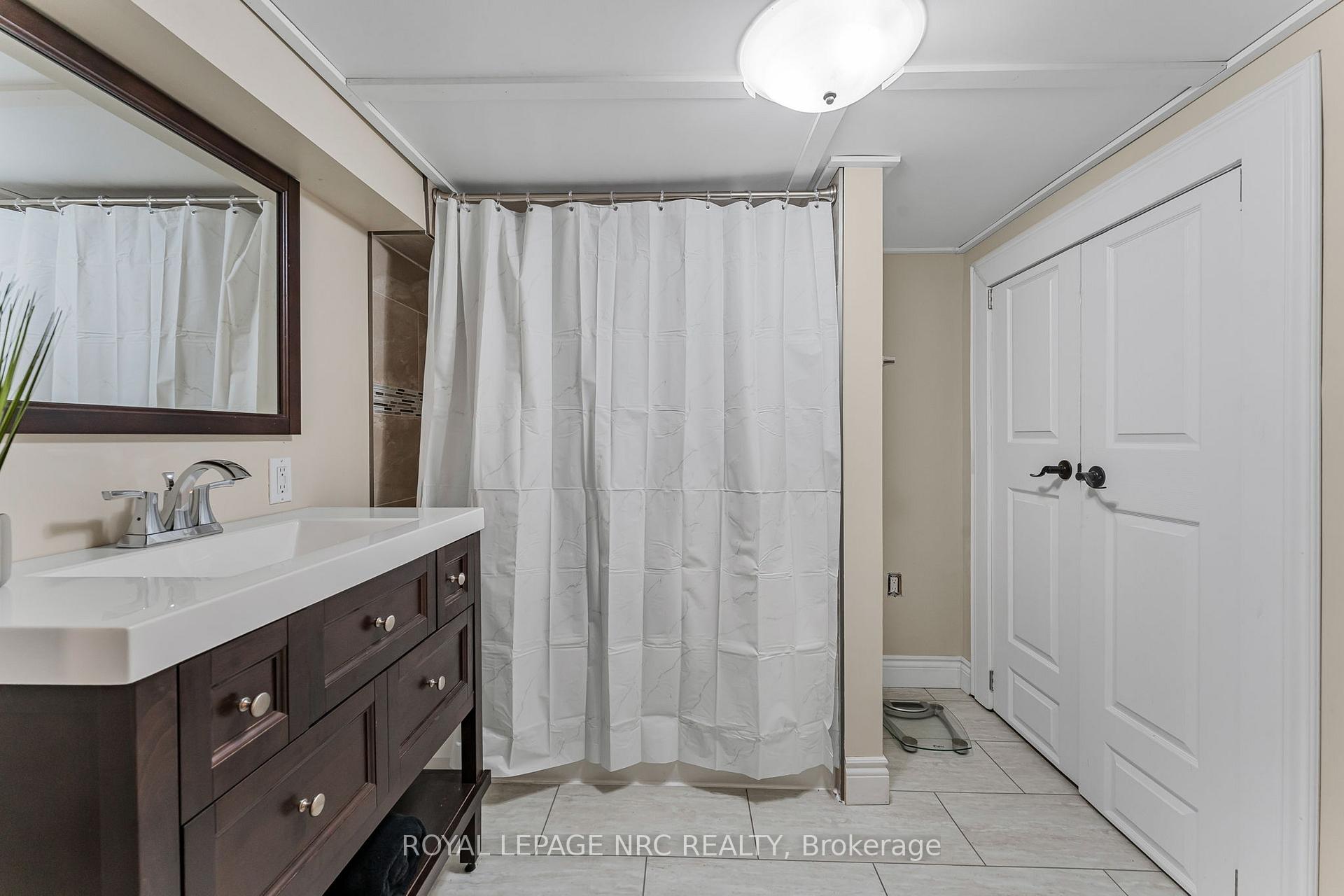 Photo 33 of 146 Merritt Road, Pelham, Fonthill — HOMEH