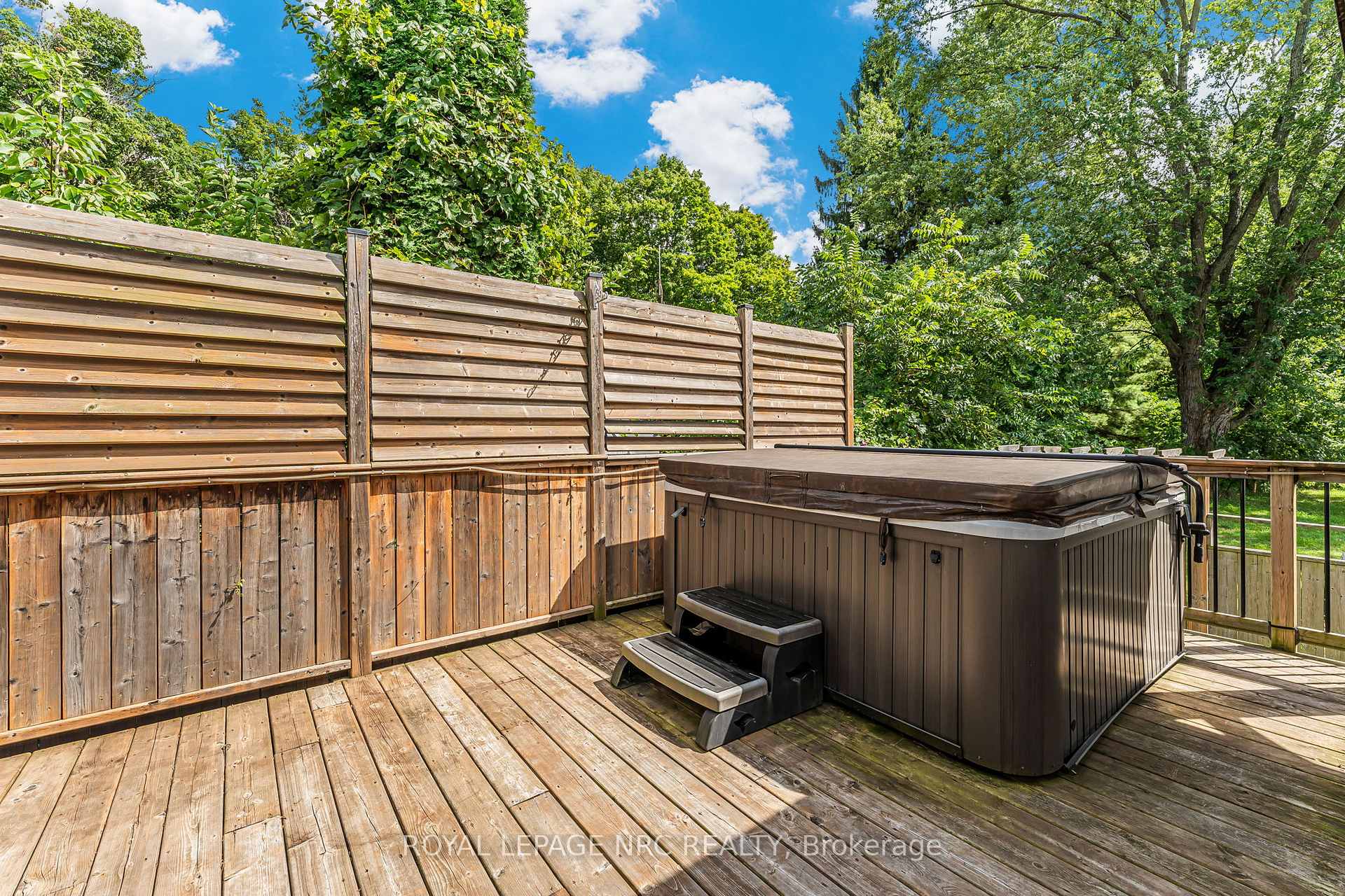 Photo 37 of 146 Merritt Road, Pelham, Fonthill — HOMEH