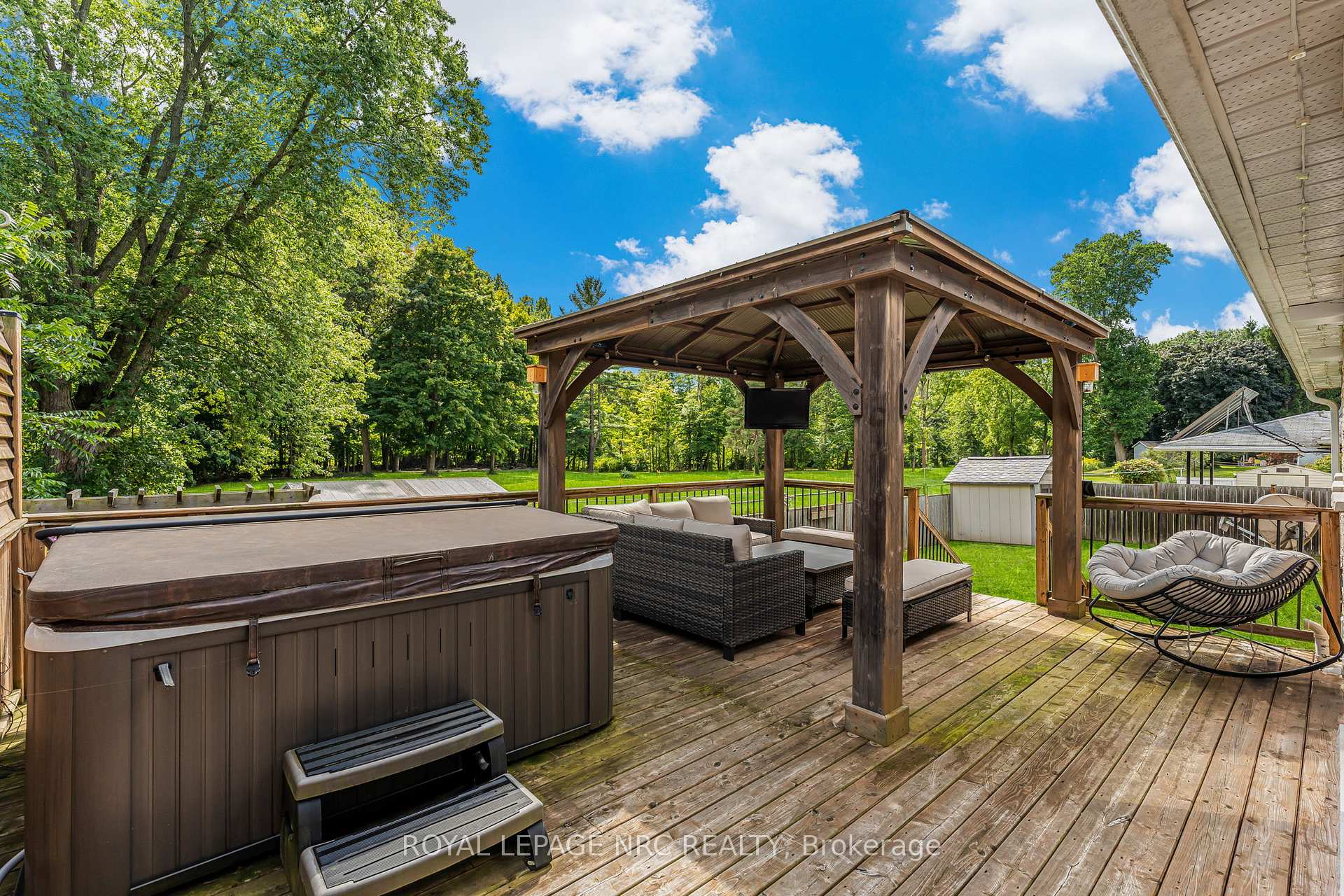 Photo 38 of 146 Merritt Road, Pelham, Fonthill — HOMEH