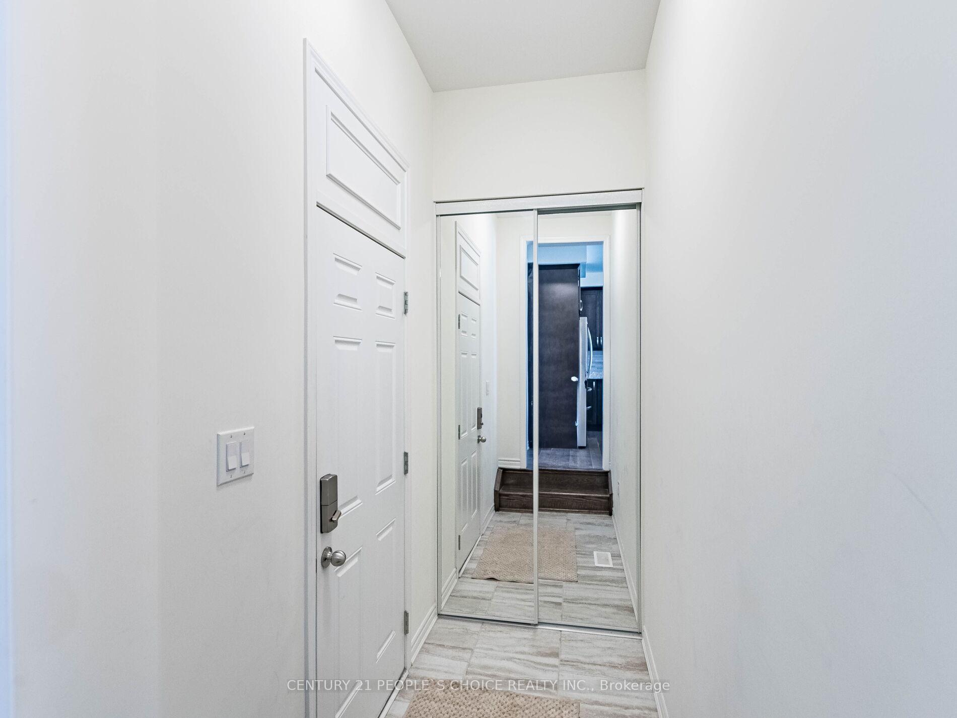 Photo 39 of 1404 Sycamore Gardens, Milton, Cobban — HOMEH