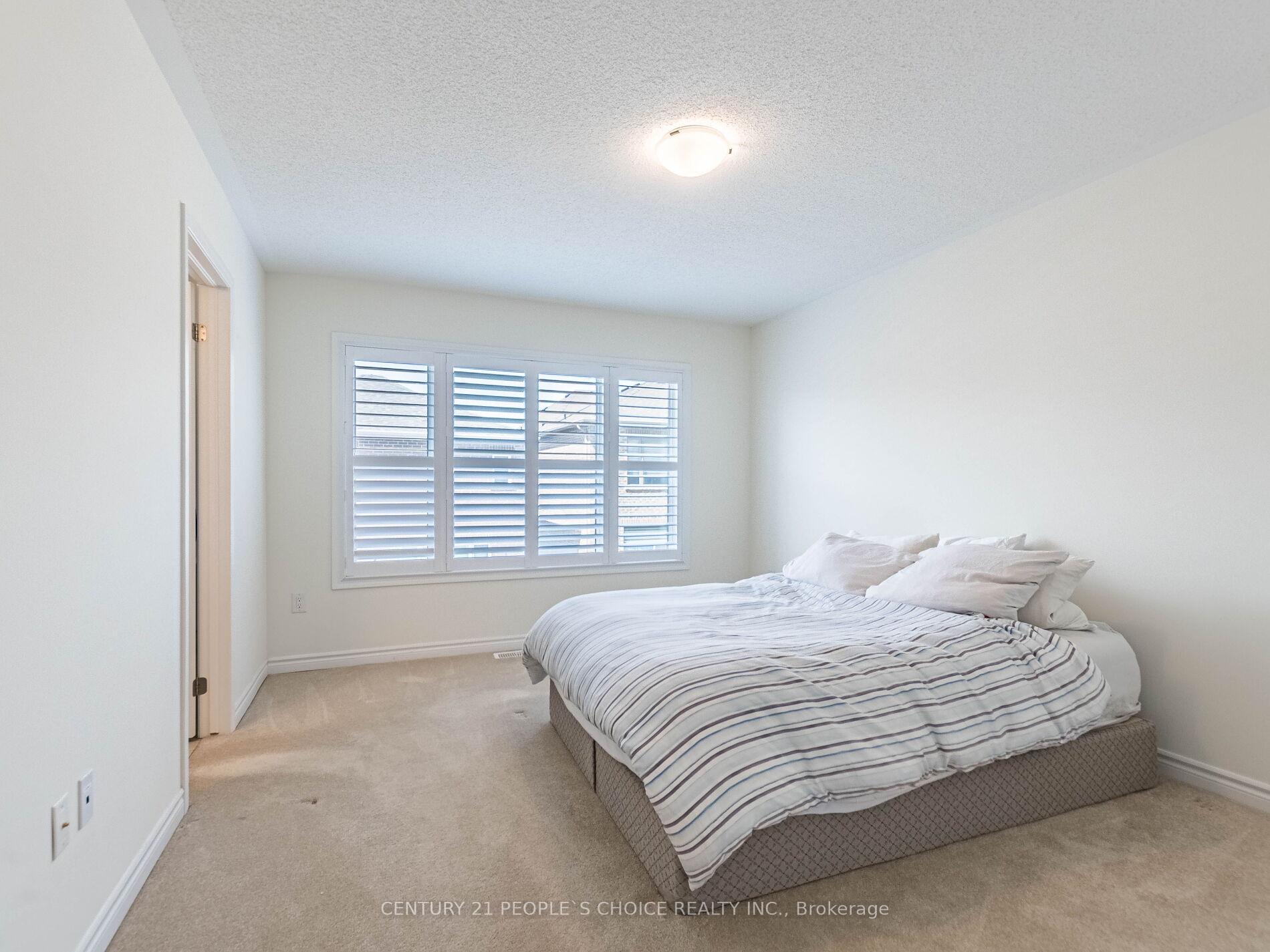 Photo 28 of 1404 Sycamore Gardens, Milton, Cobban — HOMEH