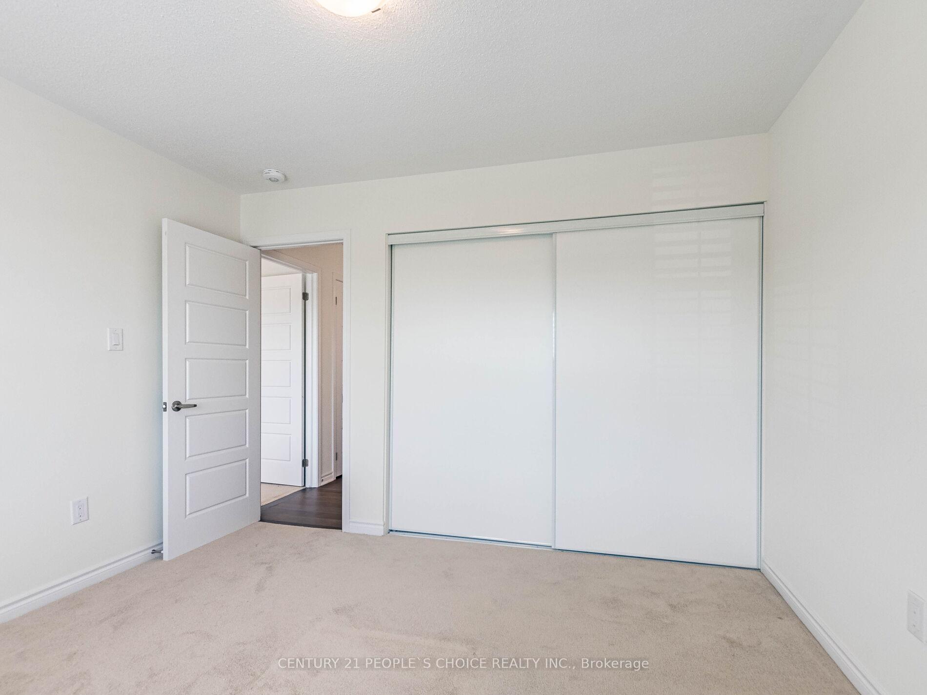 Photo 23 of 1404 Sycamore Gardens, Milton, Cobban — HOMEH