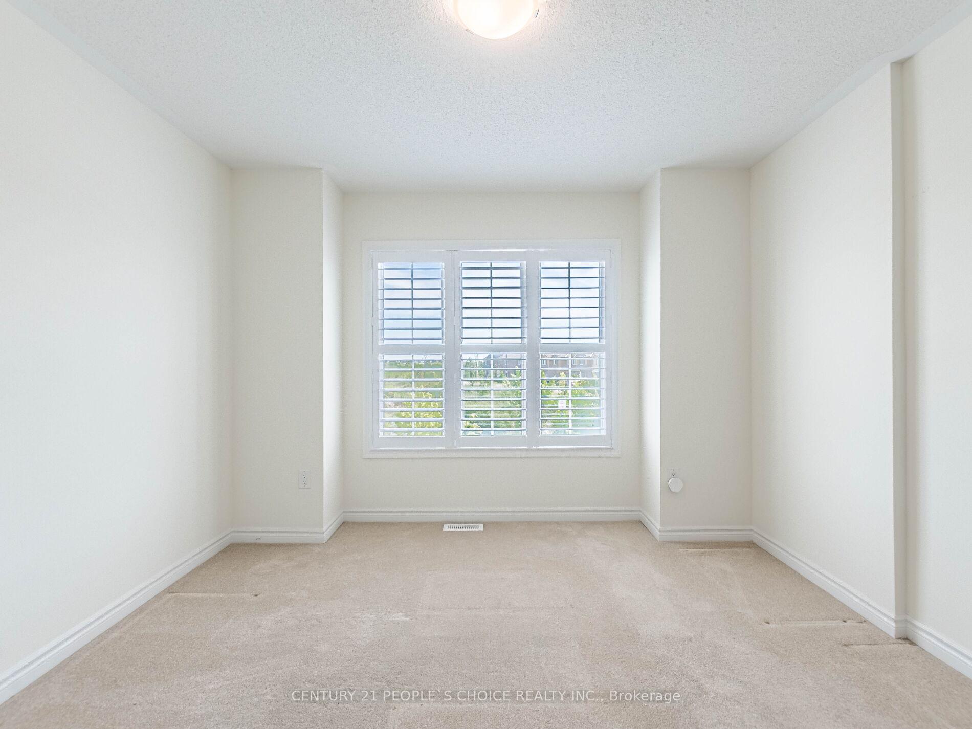 Photo 5 of 1404 Sycamore Gardens, Milton, Cobban — HOMEH